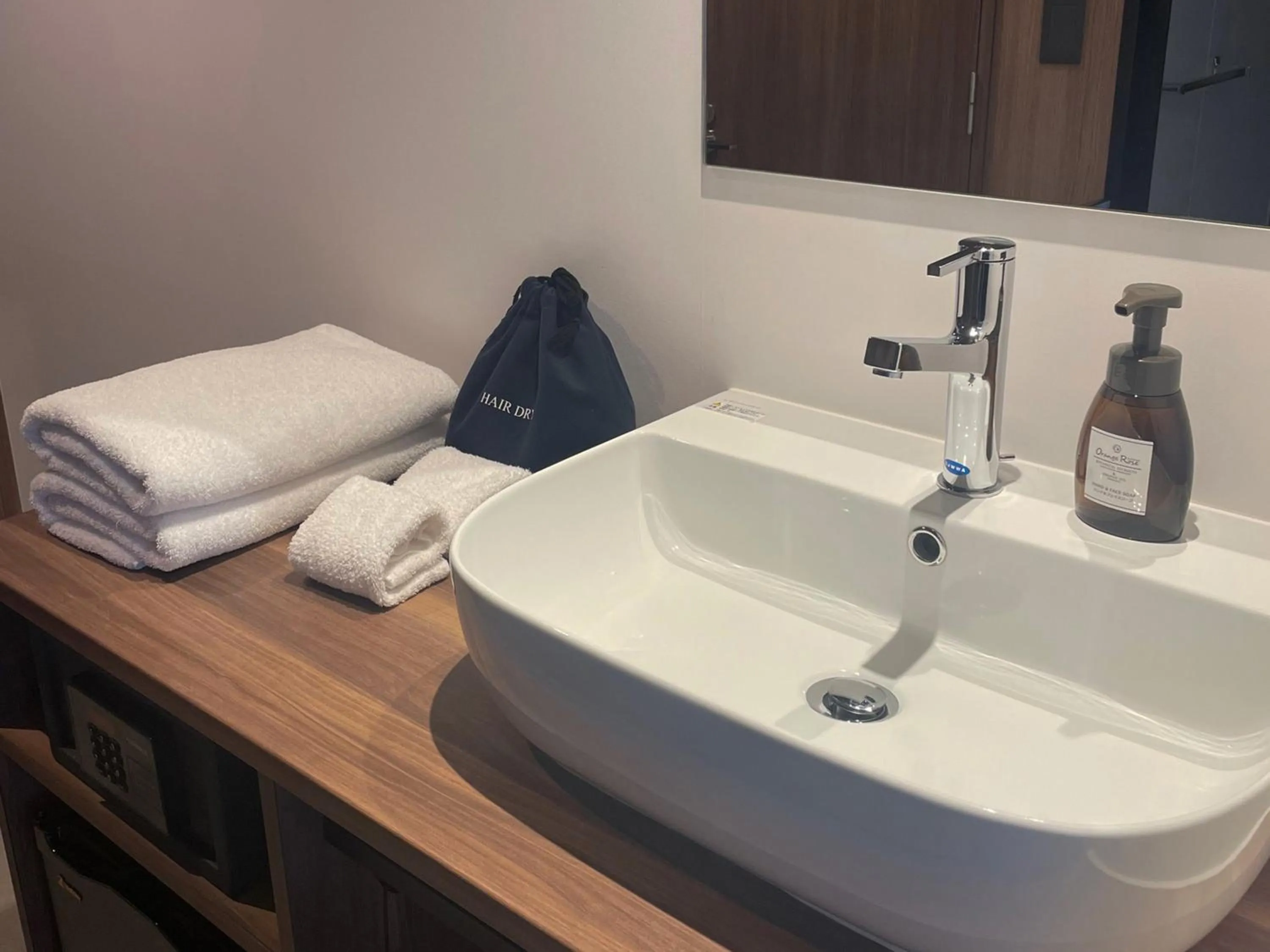 Photo of the whole room in Prince Smart Inn Kyoto Shijo Omiya