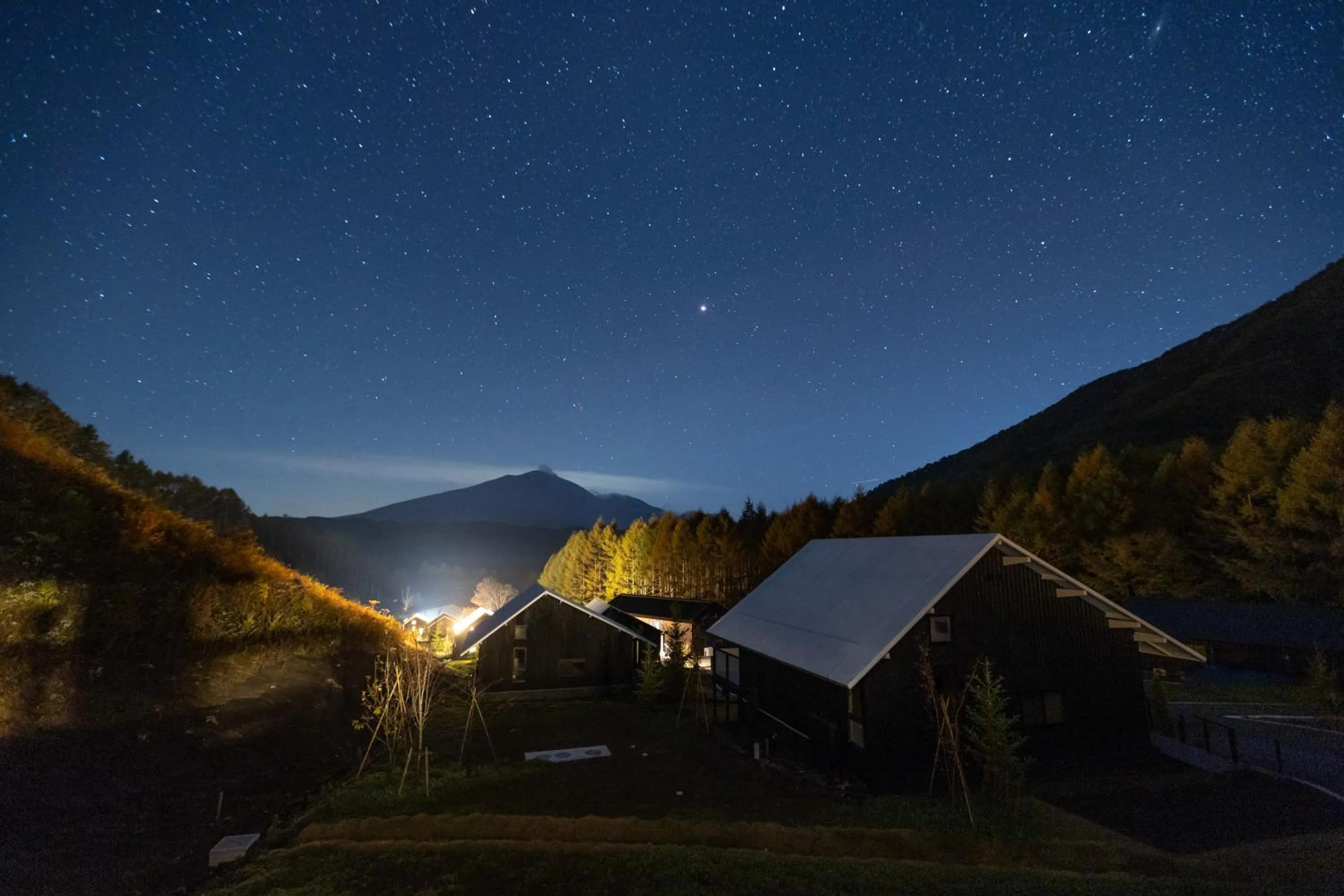 Property building in Asama Kuzanbo