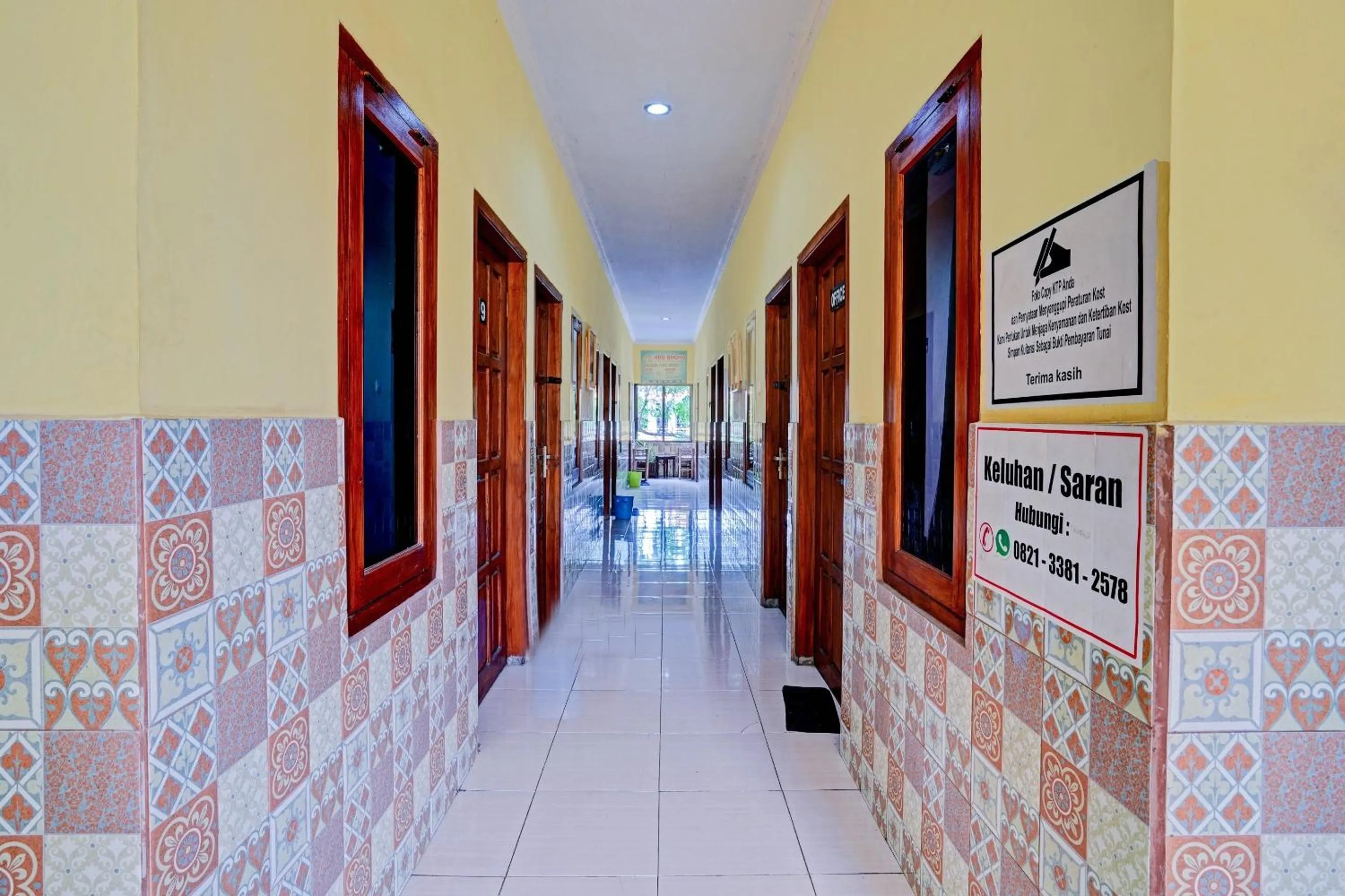 Lobby or reception in OYO 90234 Dhoho Family Guest House