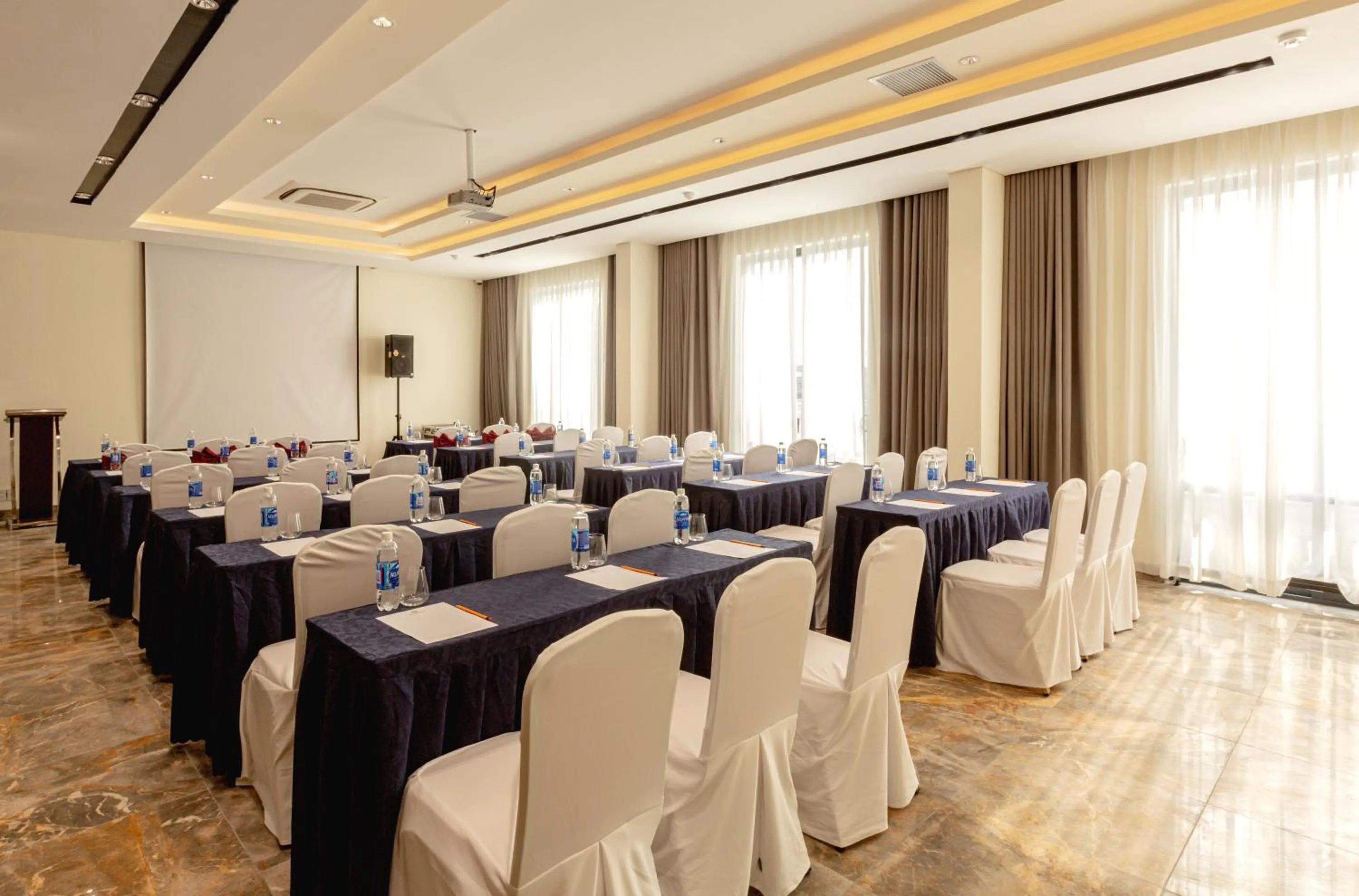 Meeting/conference room in PHU THANG GRAND HOTEL