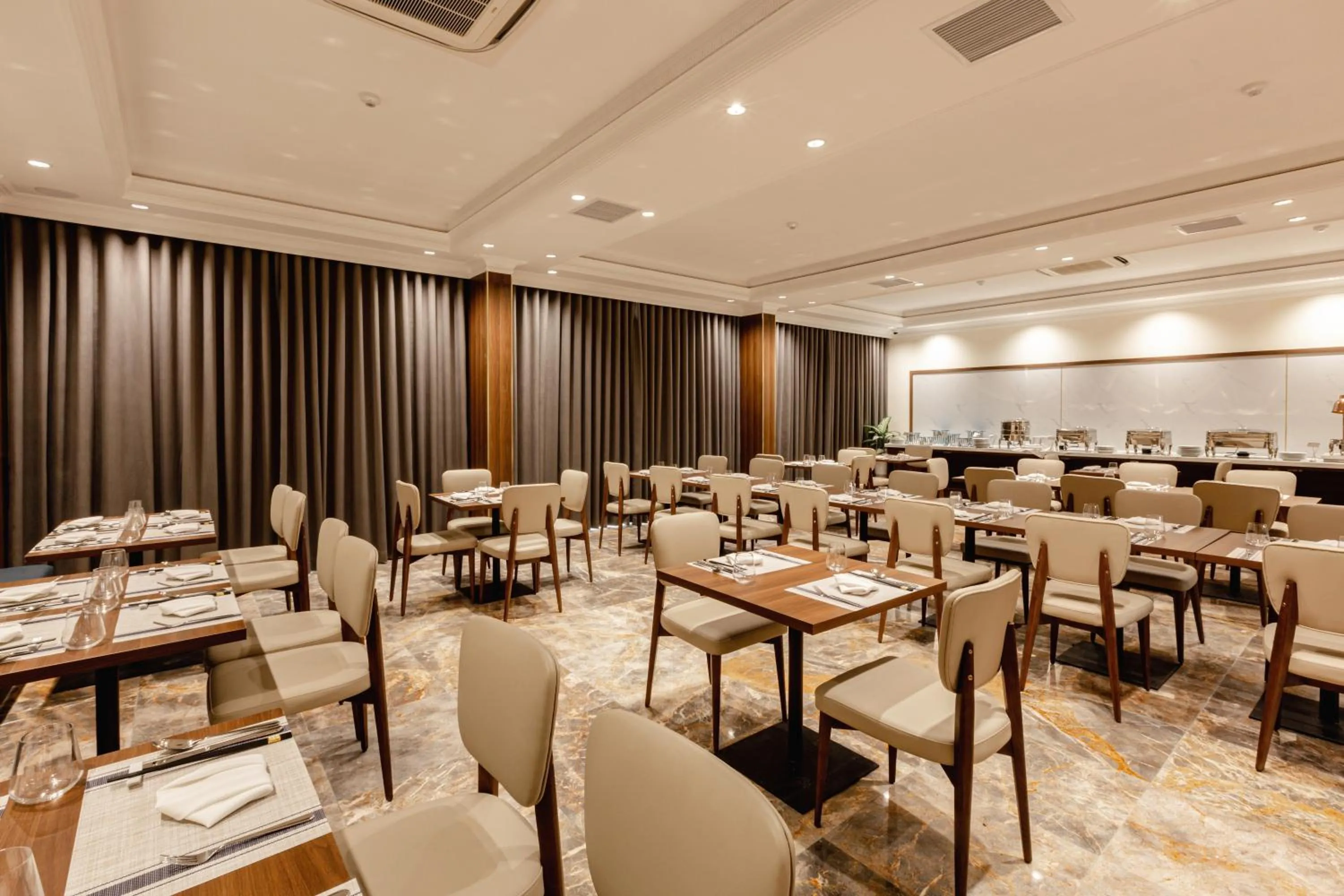 Restaurant/places to eat in PHU THANG GRAND HOTEL