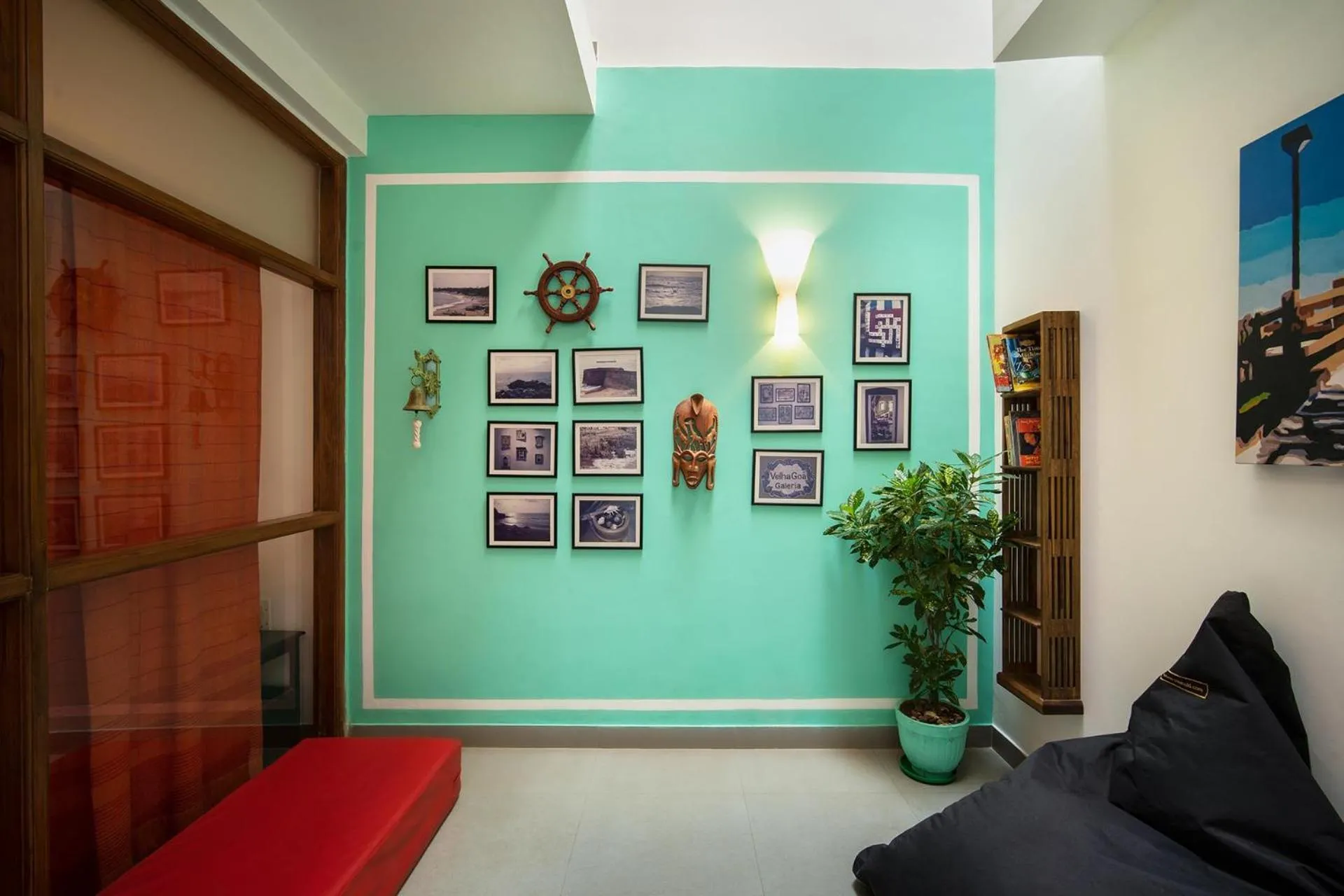 Living room in StayVista at Saanu Ki Villa with free Breakfast