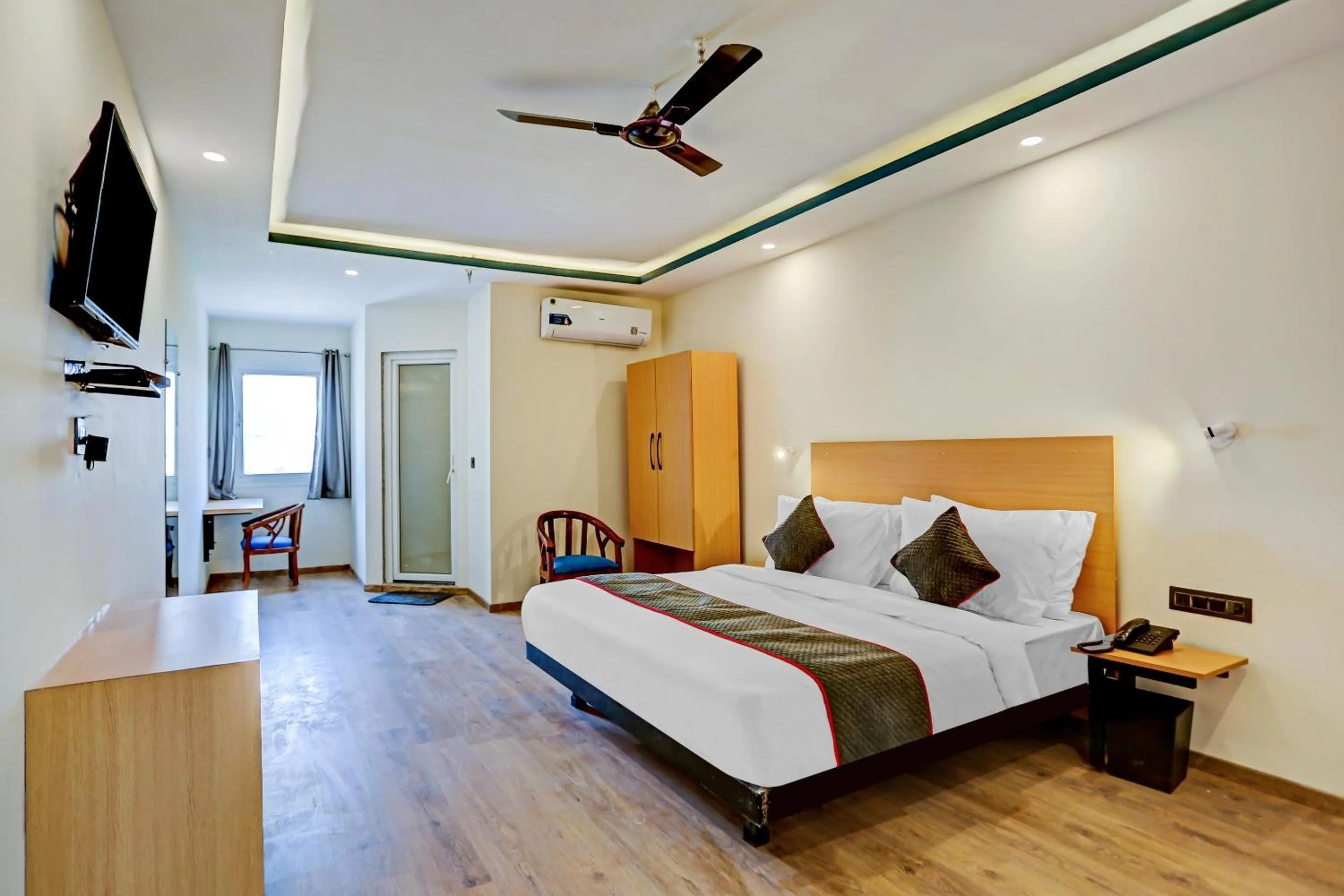 Bedroom, Bed in Townhouse The Madhav Sector 58 Noida Near ISKCON Temple Noida