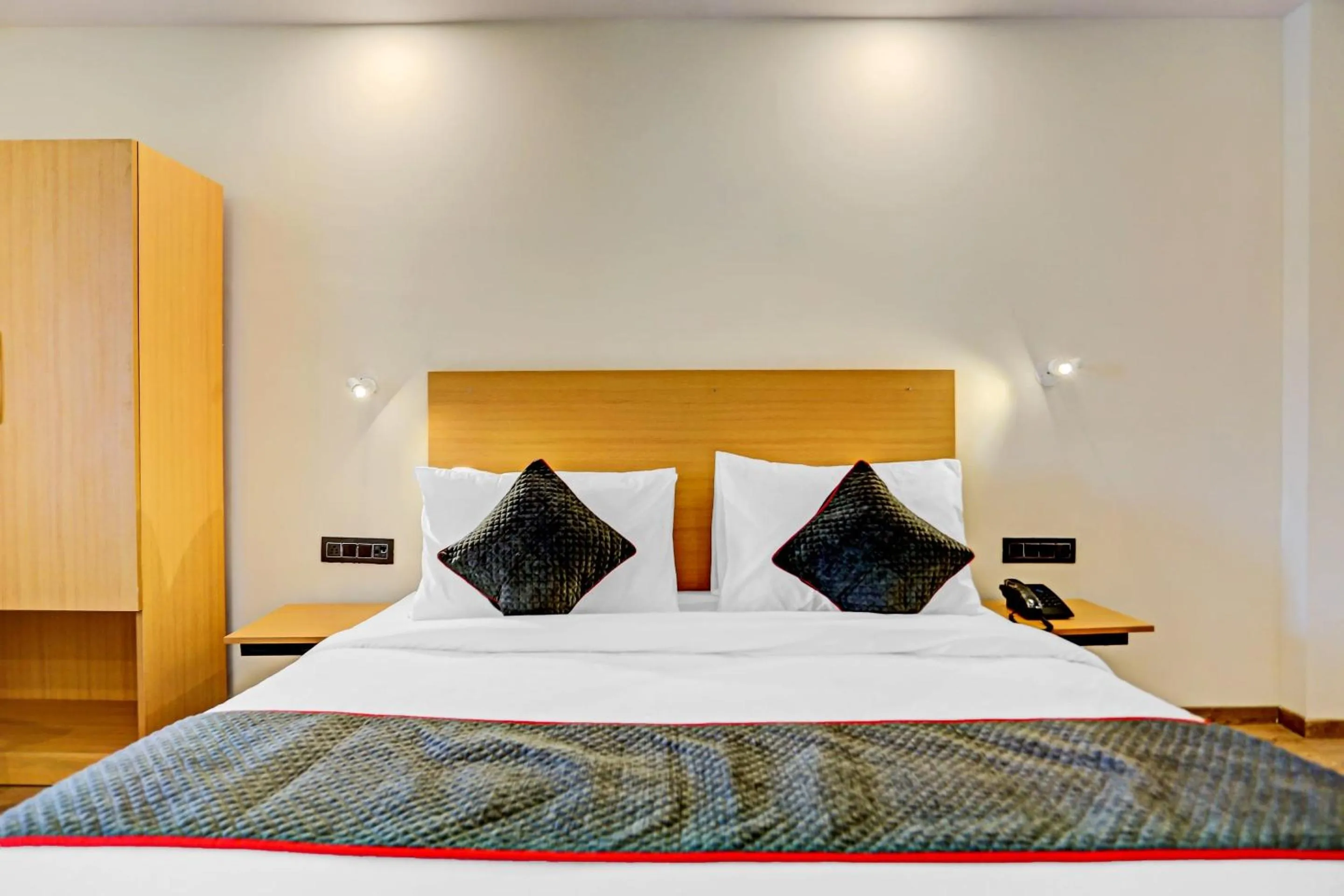 Bedroom, Bed in Townhouse The Madhav Sector 58 Noida Near ISKCON Temple Noida