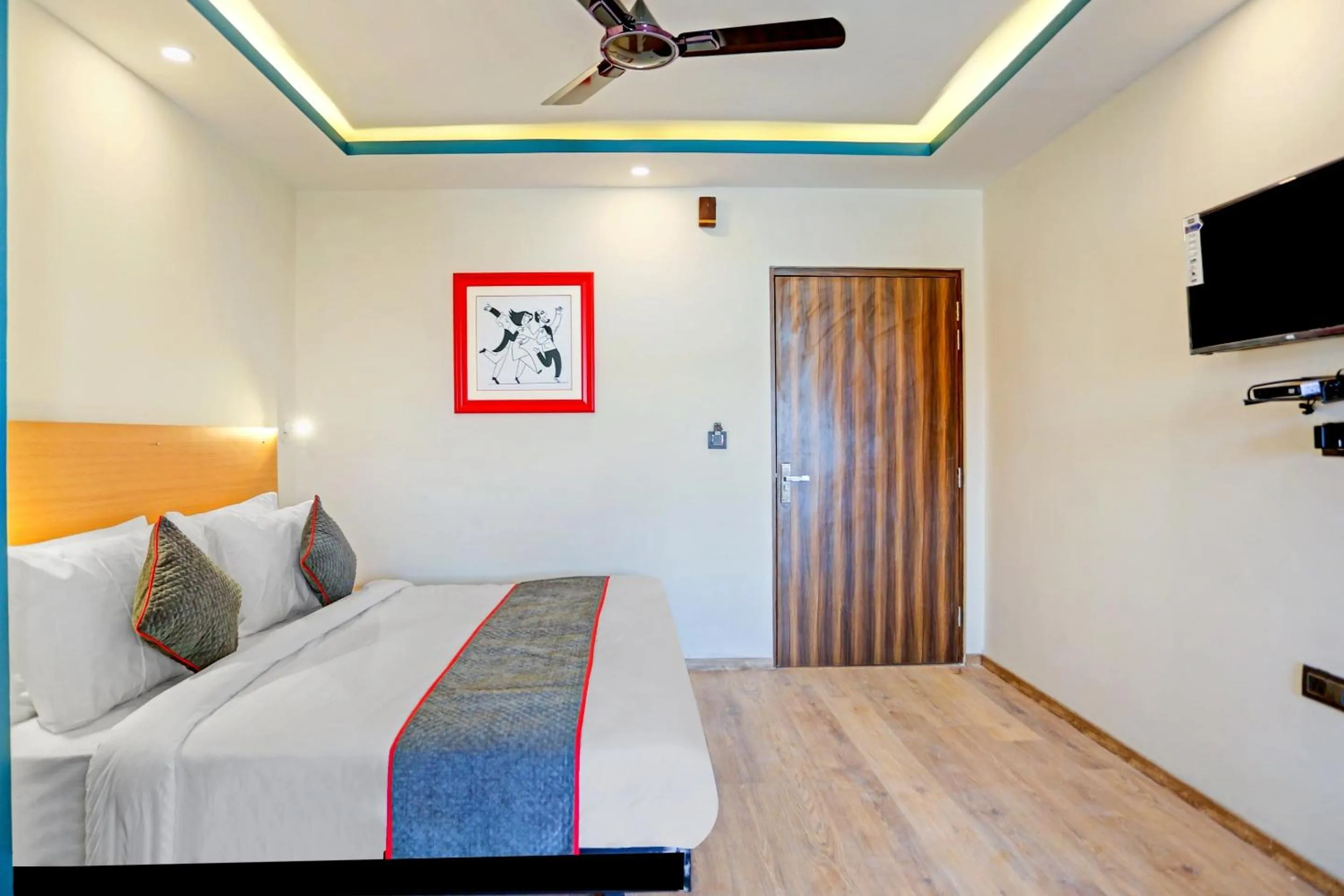 Bedroom, Bed in Townhouse The Madhav Sector 58 Noida Near ISKCON Temple Noida