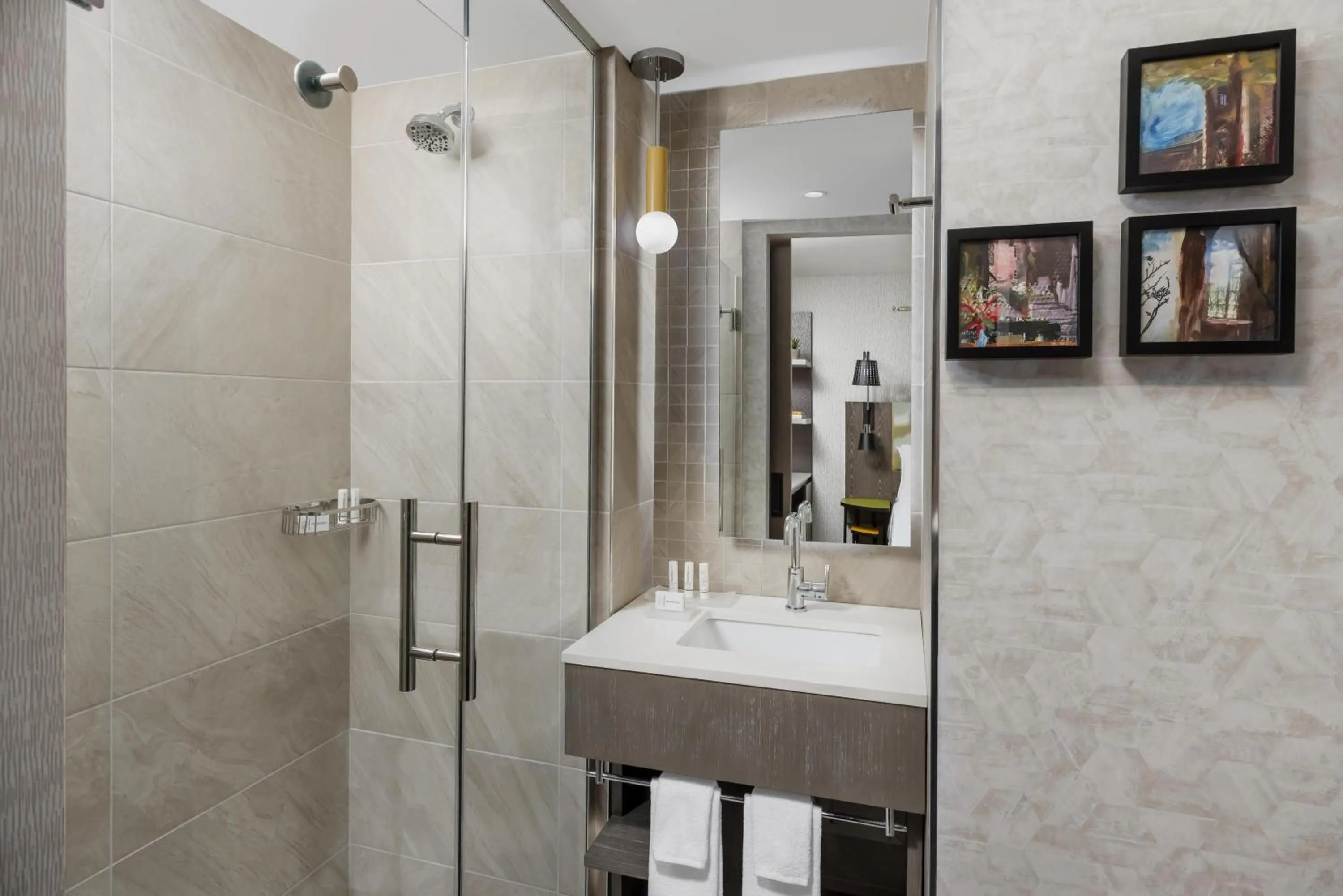 Shower in SpringHill Suites by Marriott New York Manhattan Chelsea