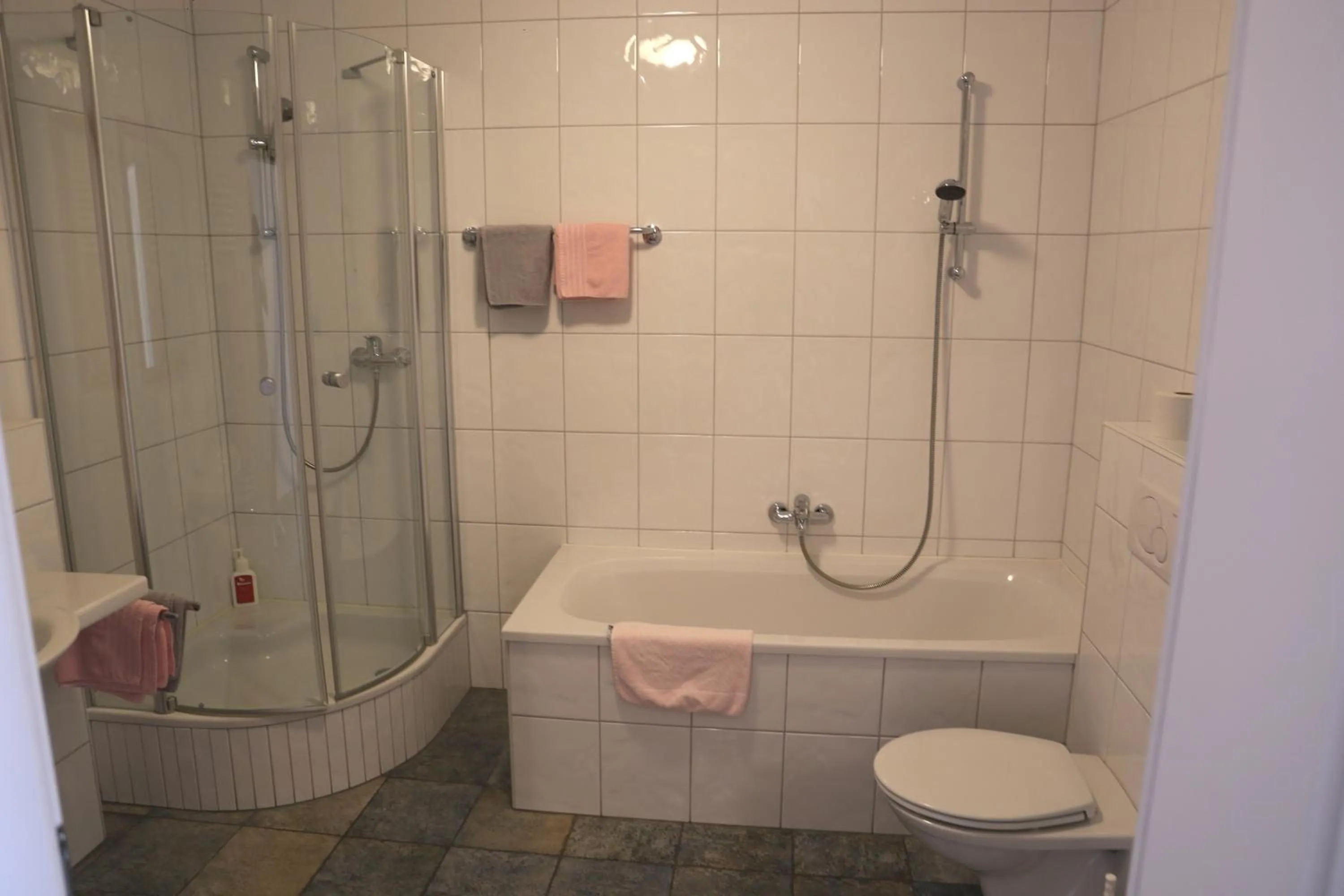Bathroom in Sport und Familienhotel Klausen