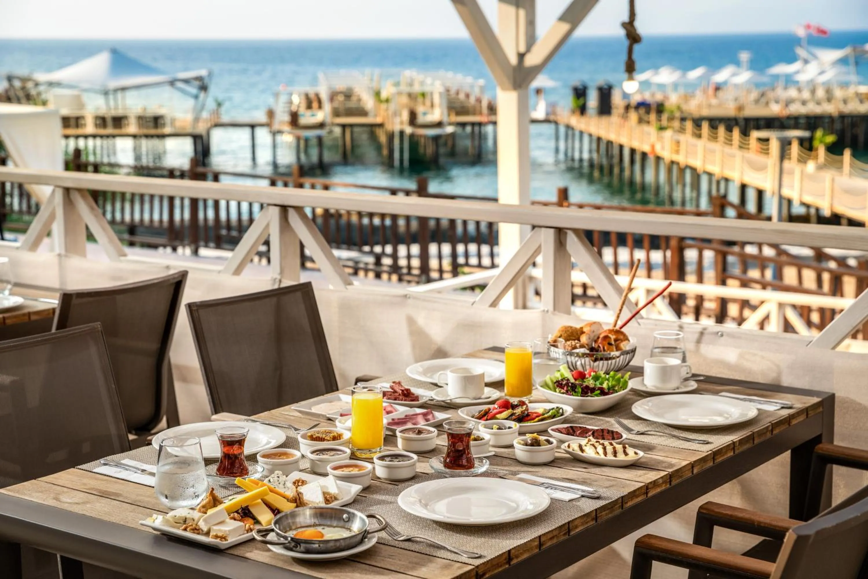 Restaurant/places to eat in Elexus Hotel Resort & Spa & Casino