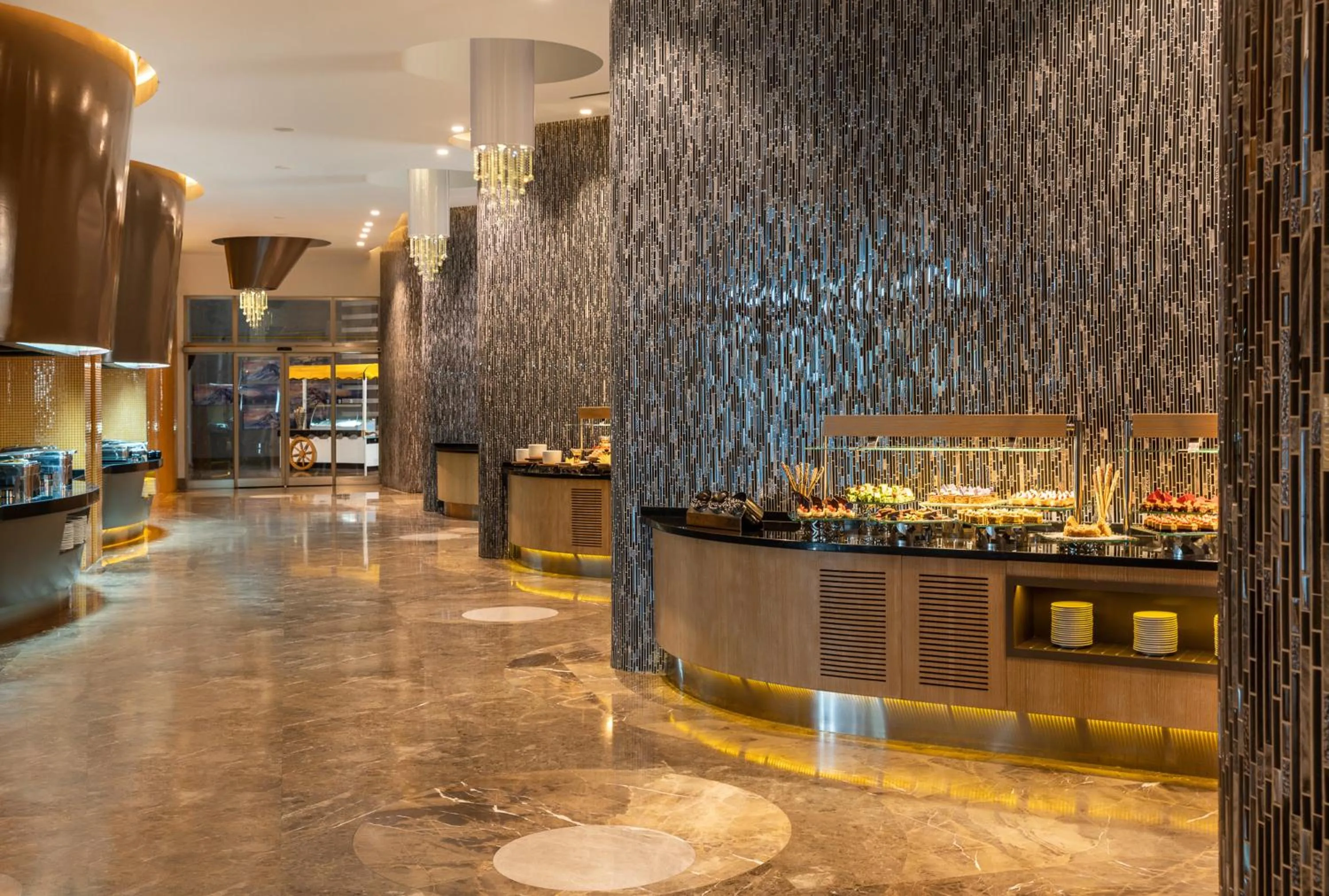 Restaurant/places to eat in Elexus Hotel Resort & Spa & Casino