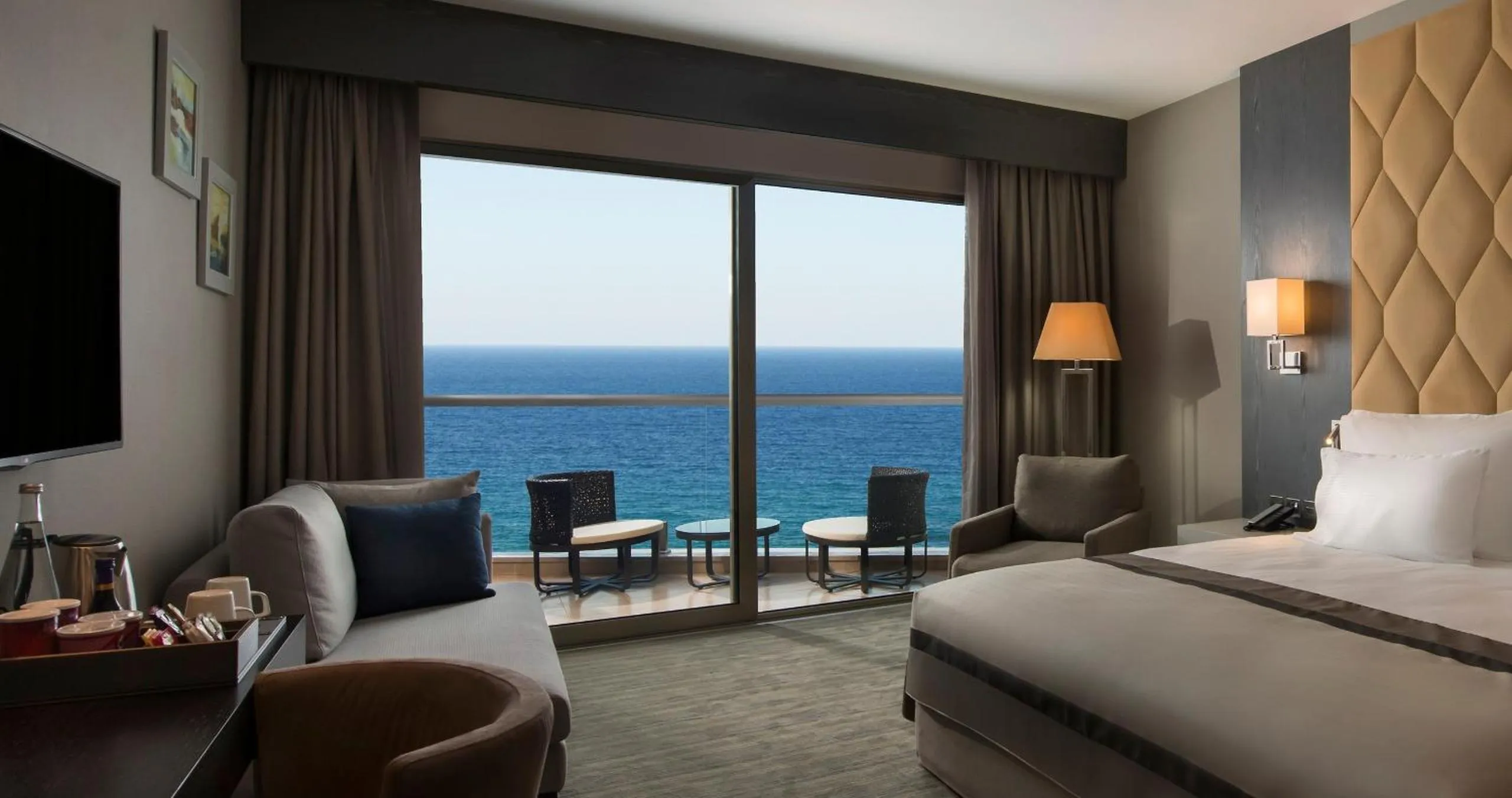 Bed in Elexus Hotel Resort & Spa & Casino