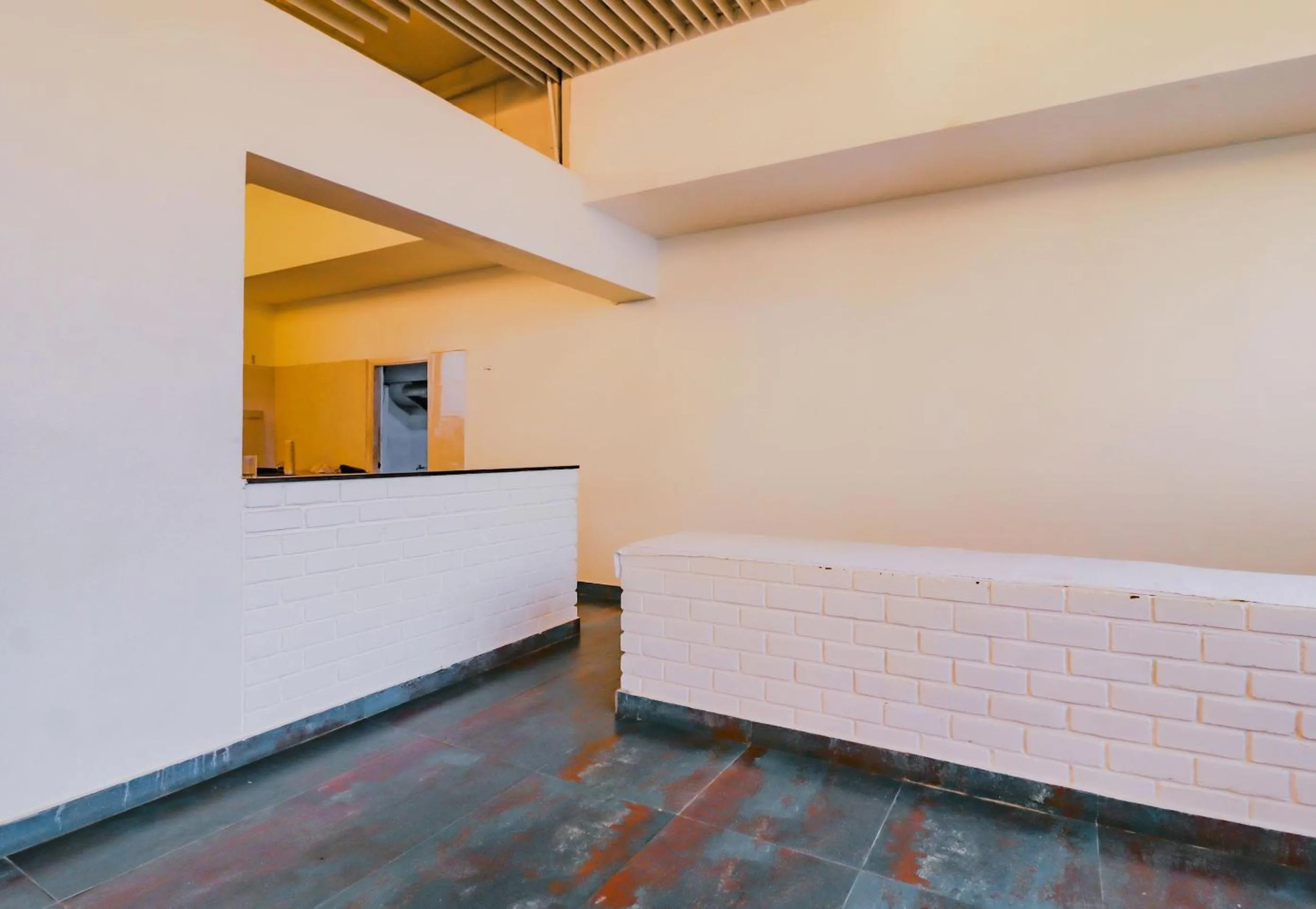 Lobby or reception in Capital O Royal Keys Near Brookfield Mall, AECS Layout