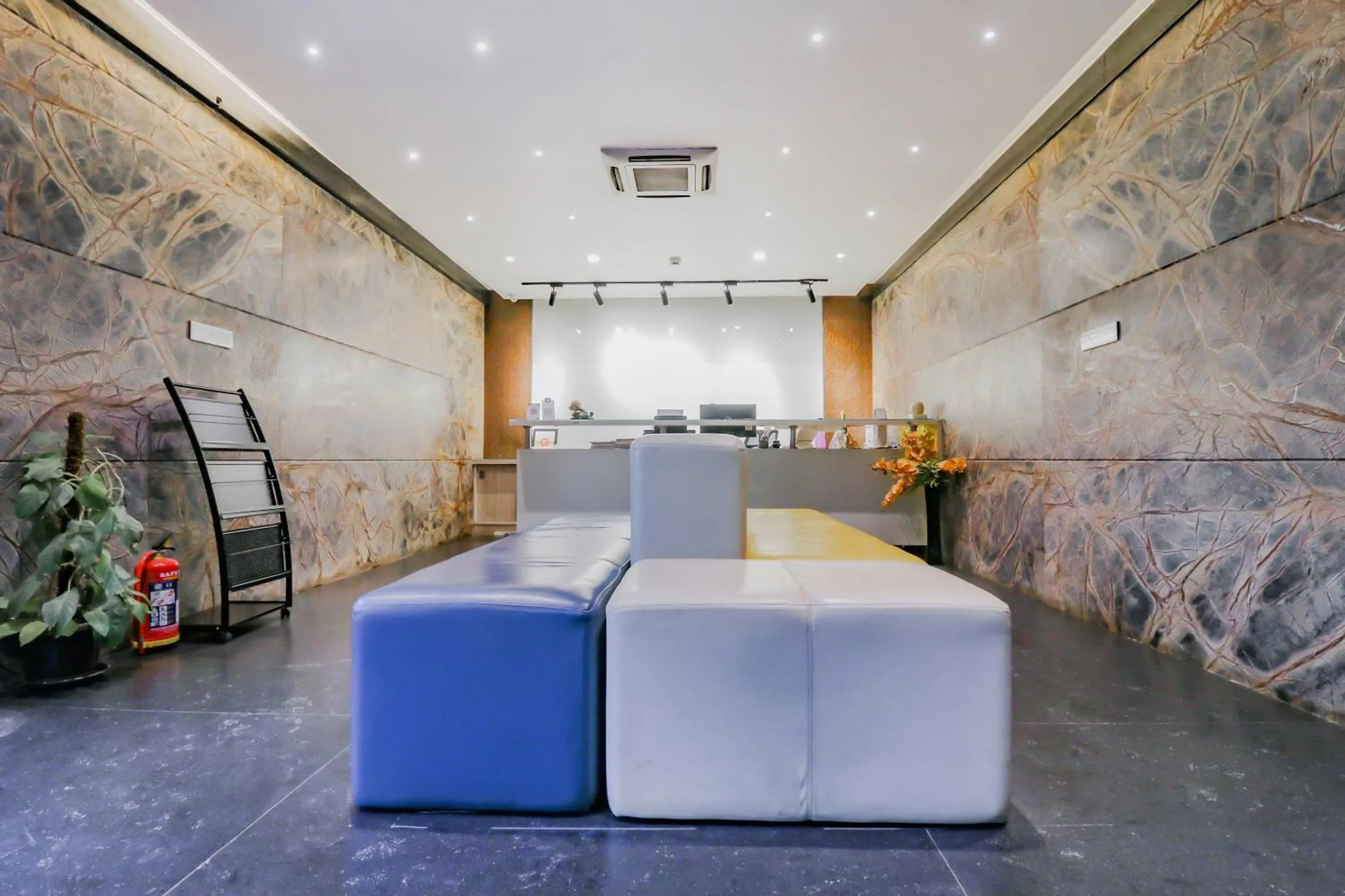 Lobby or reception in Capital O Royal Keys Near Brookfield Mall, AECS Layout