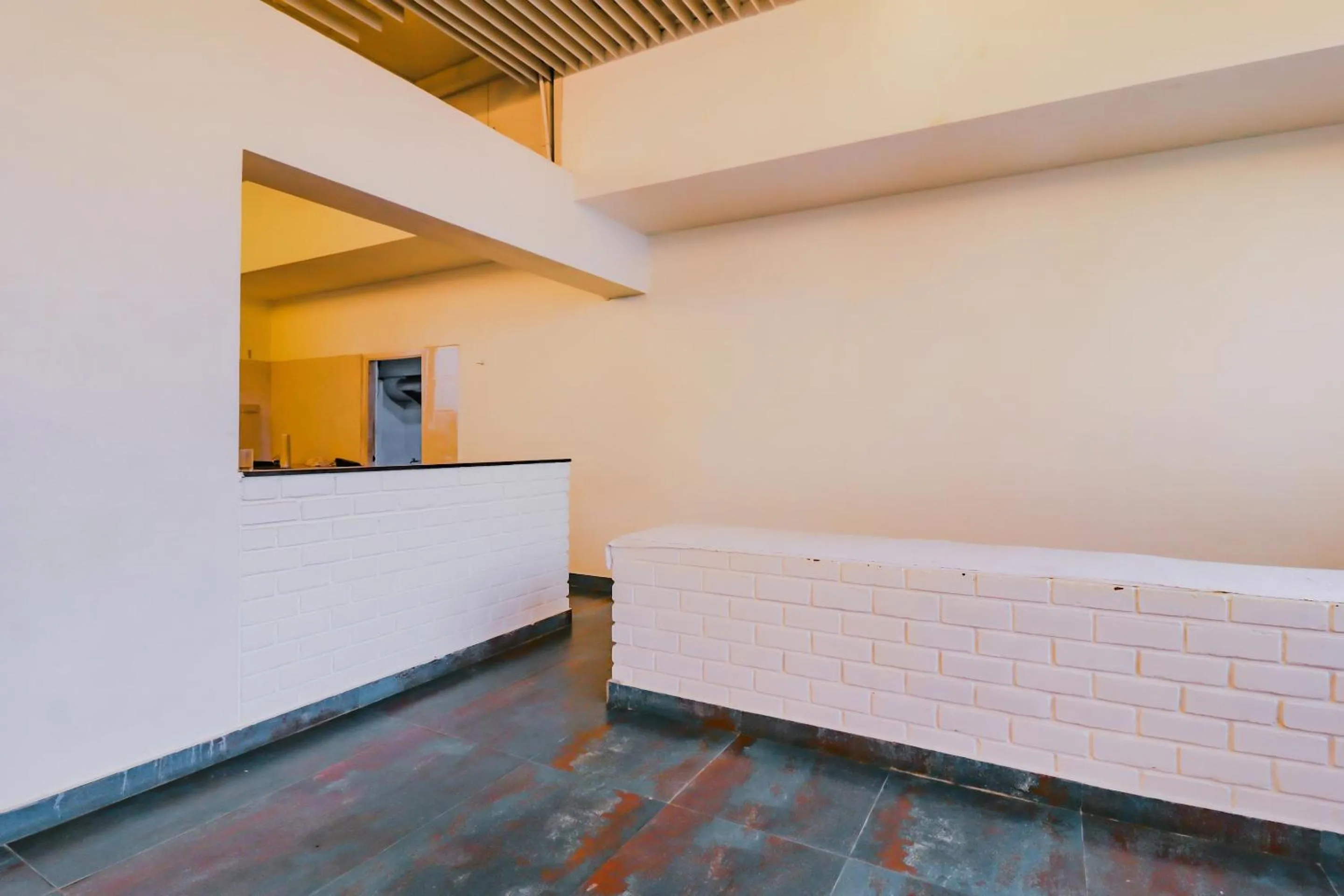 Lobby or reception in Capital O Royal Keys Near Brookfield Mall, AECS Layout