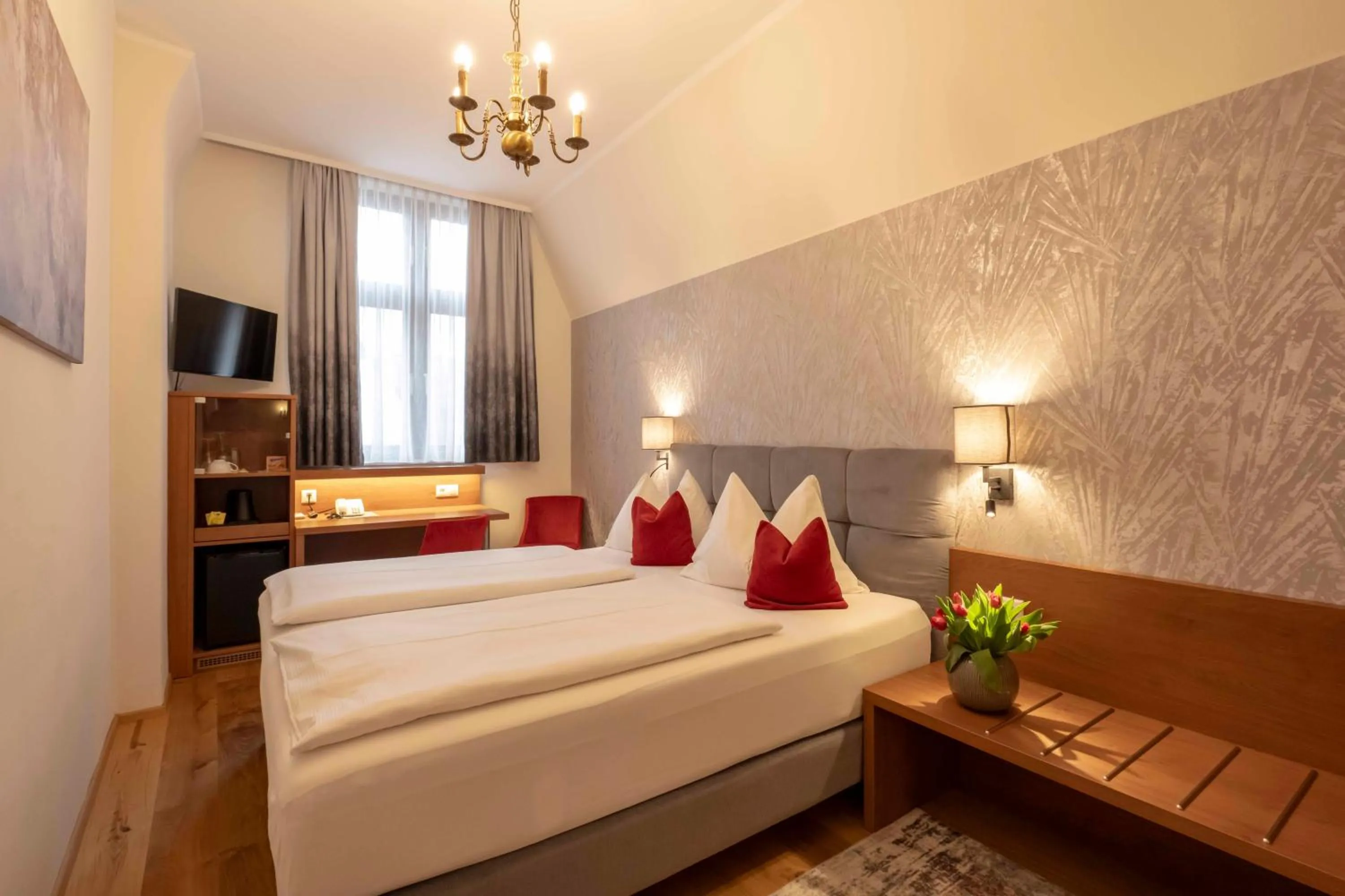 Photo of the whole room, Bed in Hotel Mader