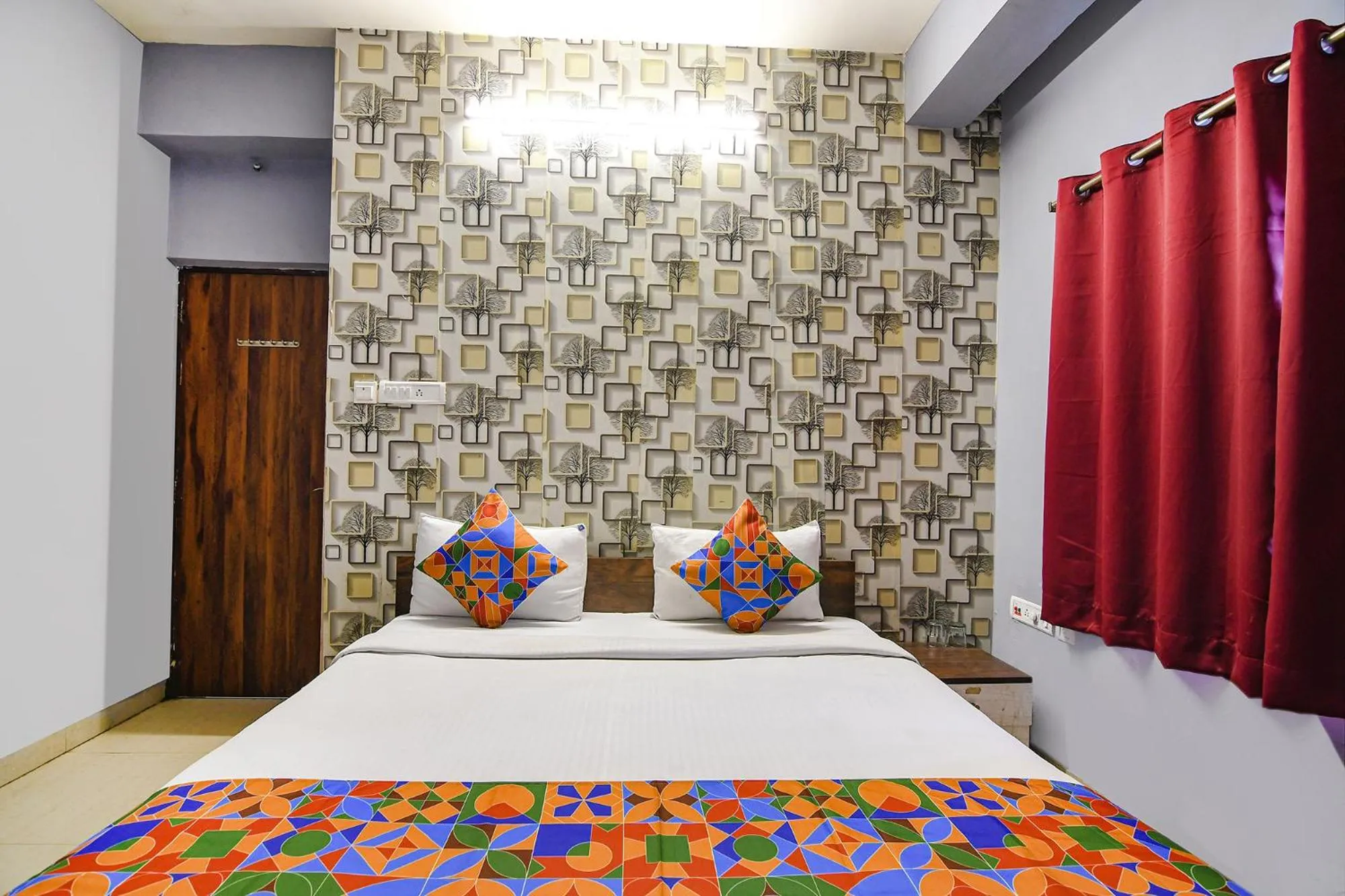 Bed in Via Westin Plaza