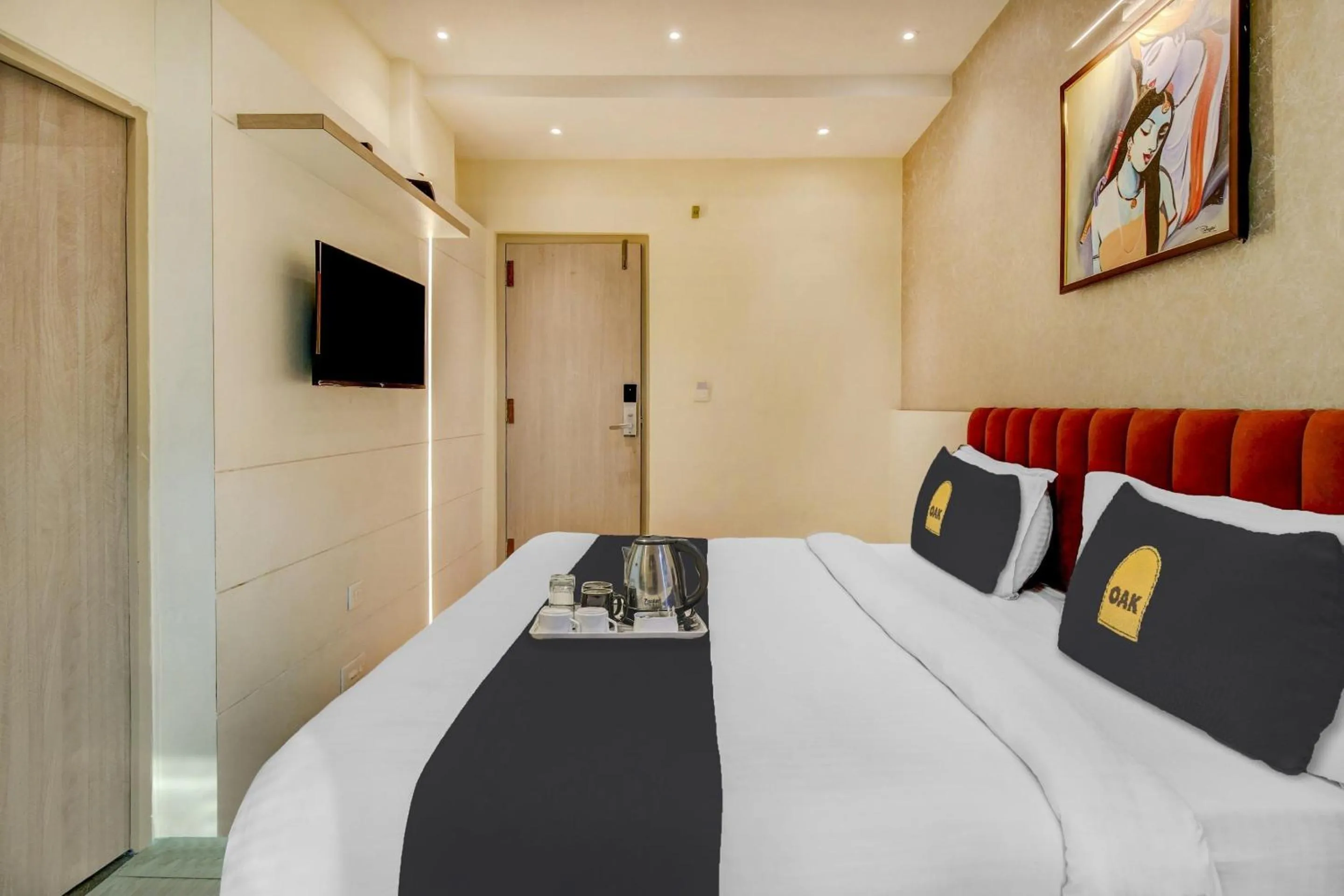 Bedroom, Bed in Super Townhouse Geetraj Near Shalimar Gateway lucknow