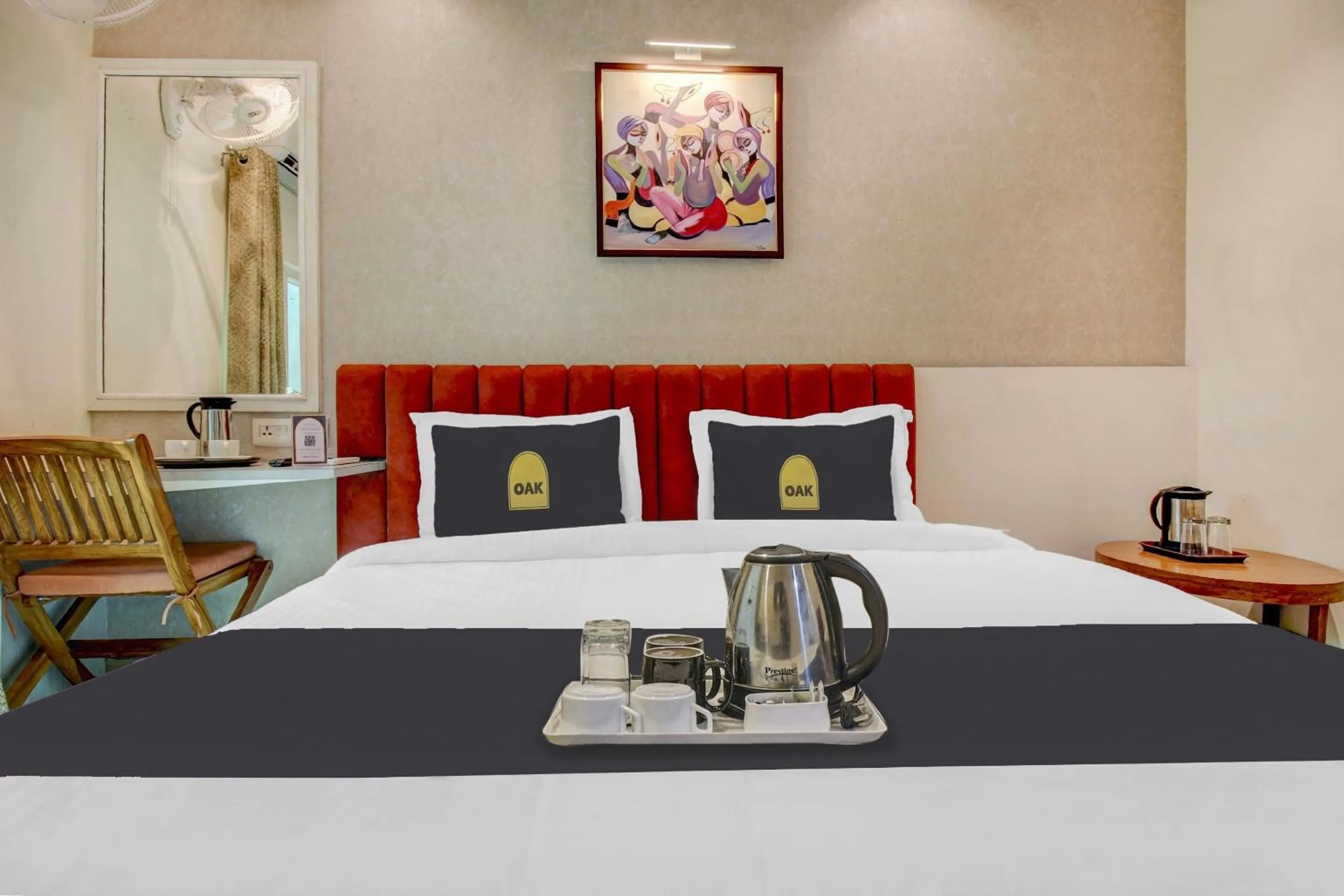 Bedroom, Bed in Super Townhouse Geetraj Near Shalimar Gateway lucknow