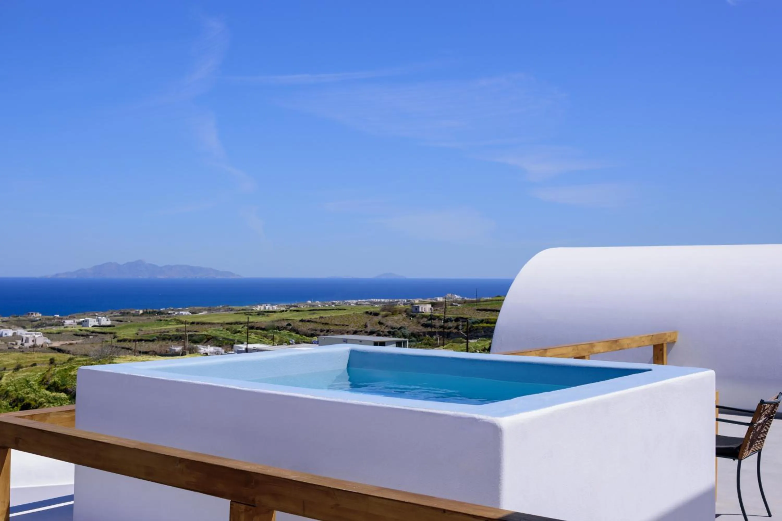 Day in Este Luxury Suites