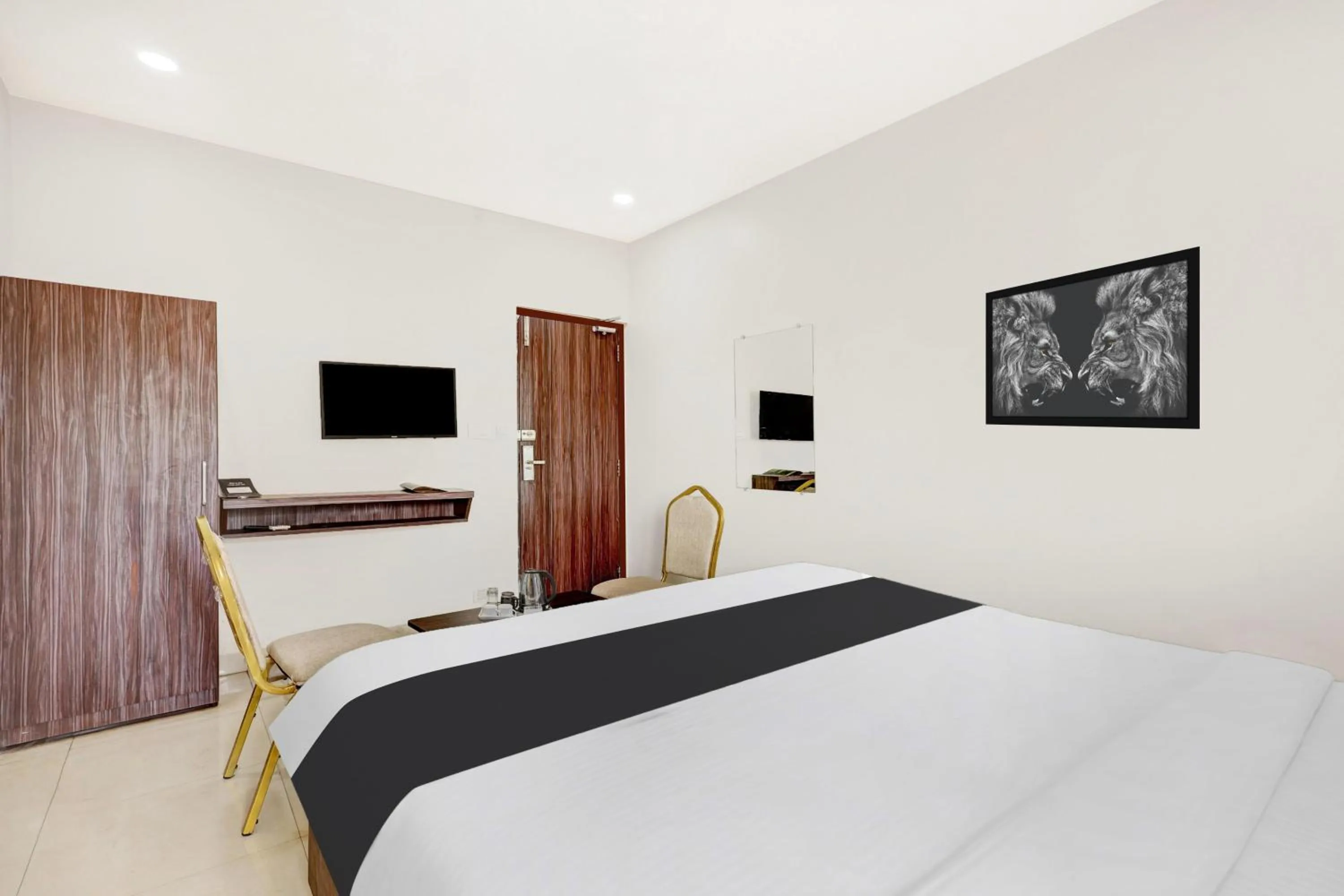 Bedroom, Bed in Collection O Dabagardens Near RK Beach