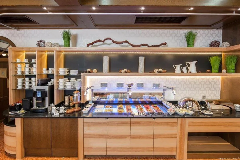 Coffee/tea facilities in Hotel Weinberg GmbH