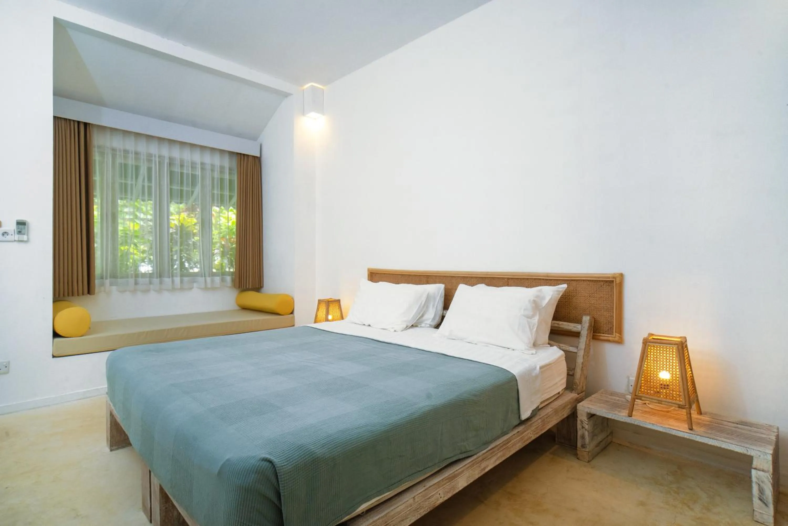 Bed in Trikora Beach Club and Resort