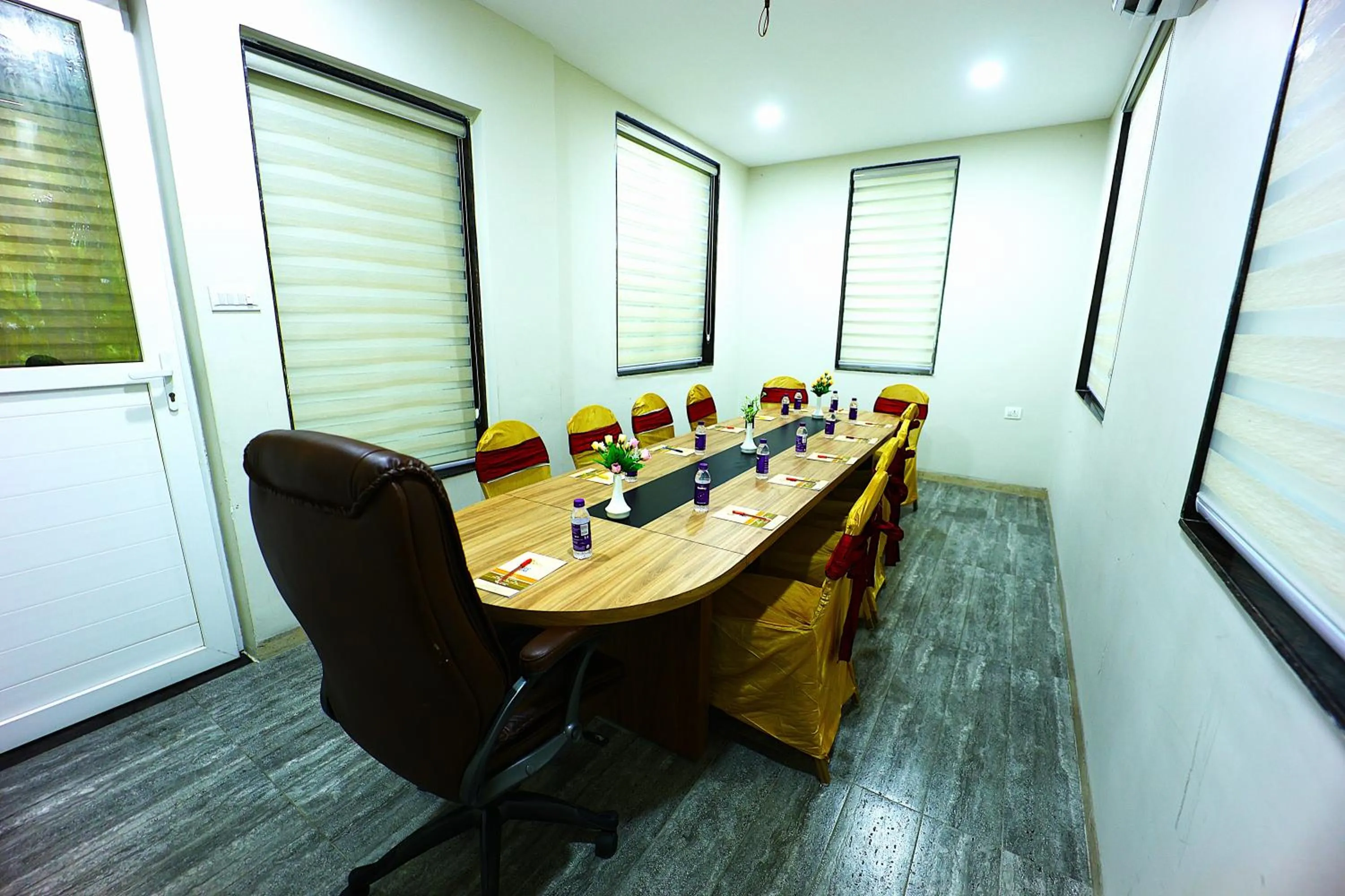 Meeting/conference room in coral beach resort