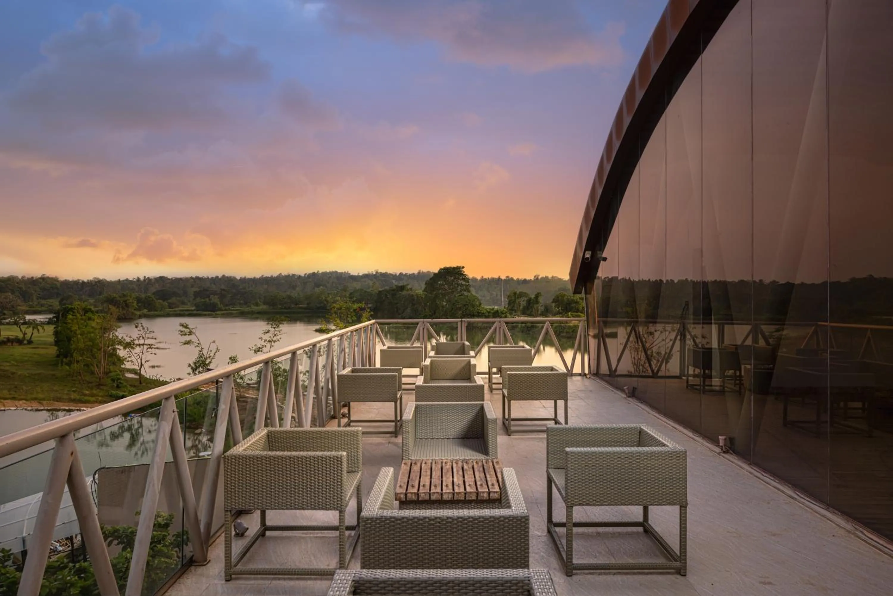 Balcony/Terrace in Bolagala Agro Floating Resort