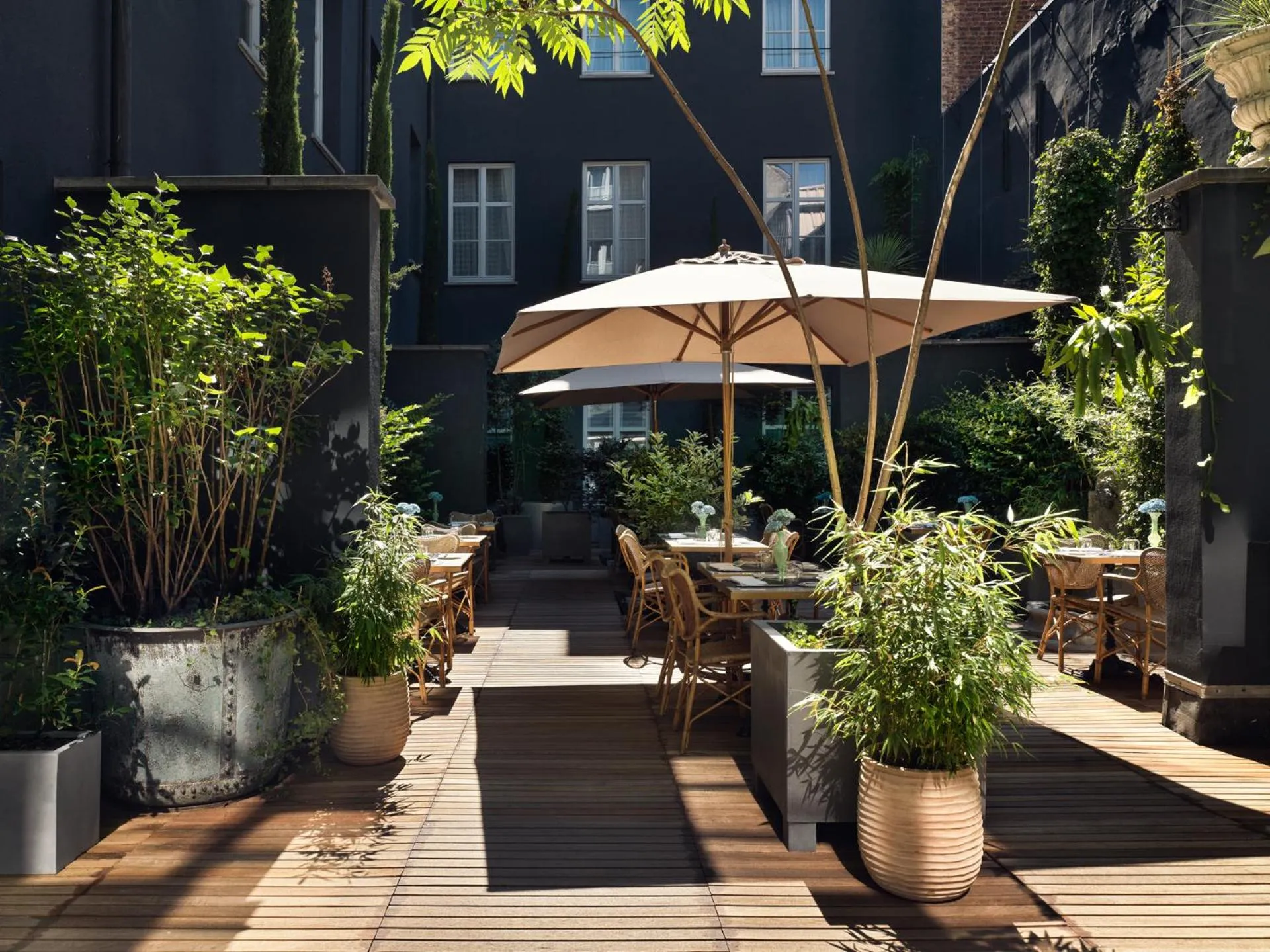 Patio in Juliana Hotel & Spa - Brussels Centre