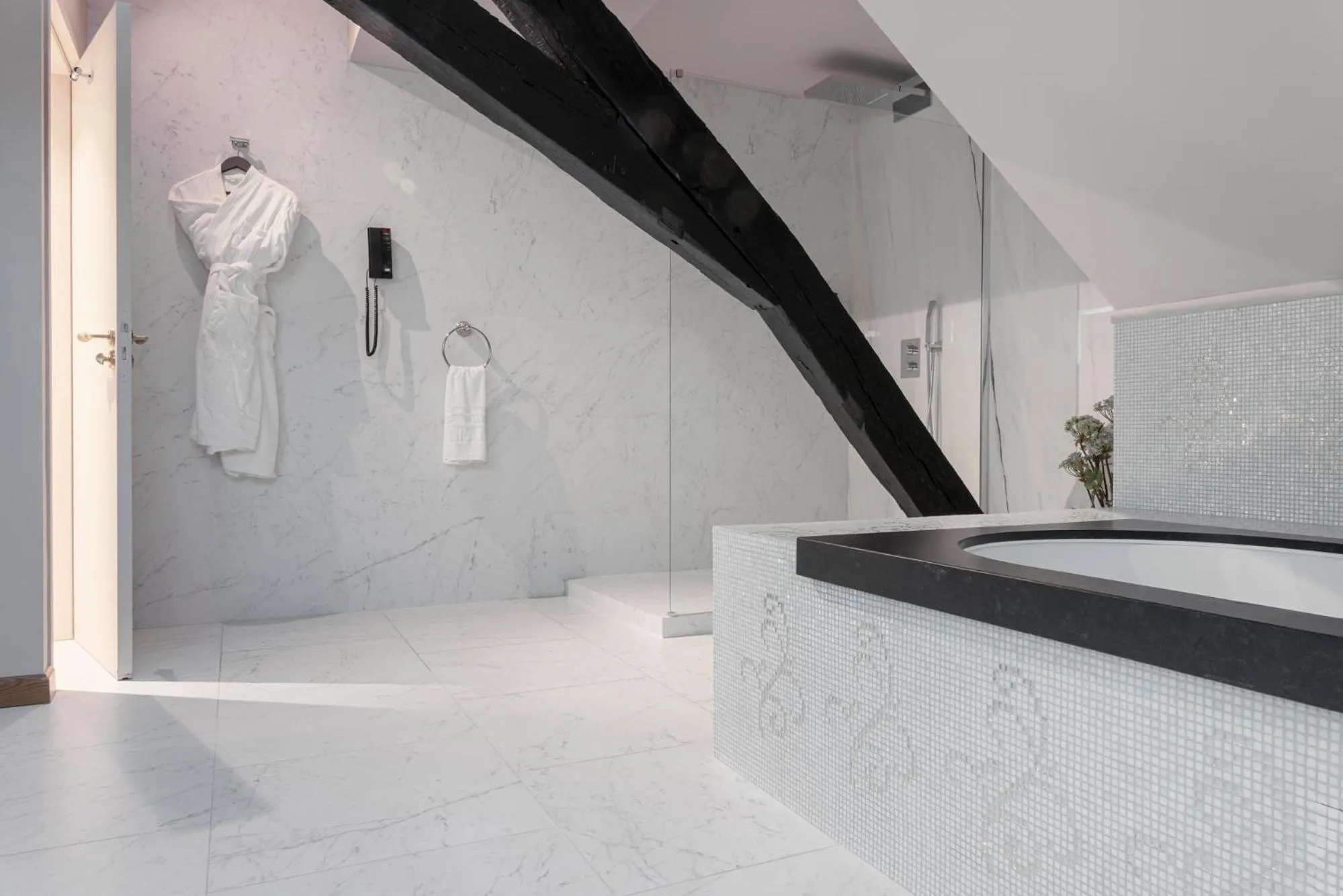 Bathroom in Juliana Hotel & Spa - Brussels Centre