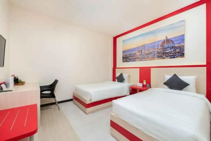 Bedroom, Bed in D'Carol Hotel