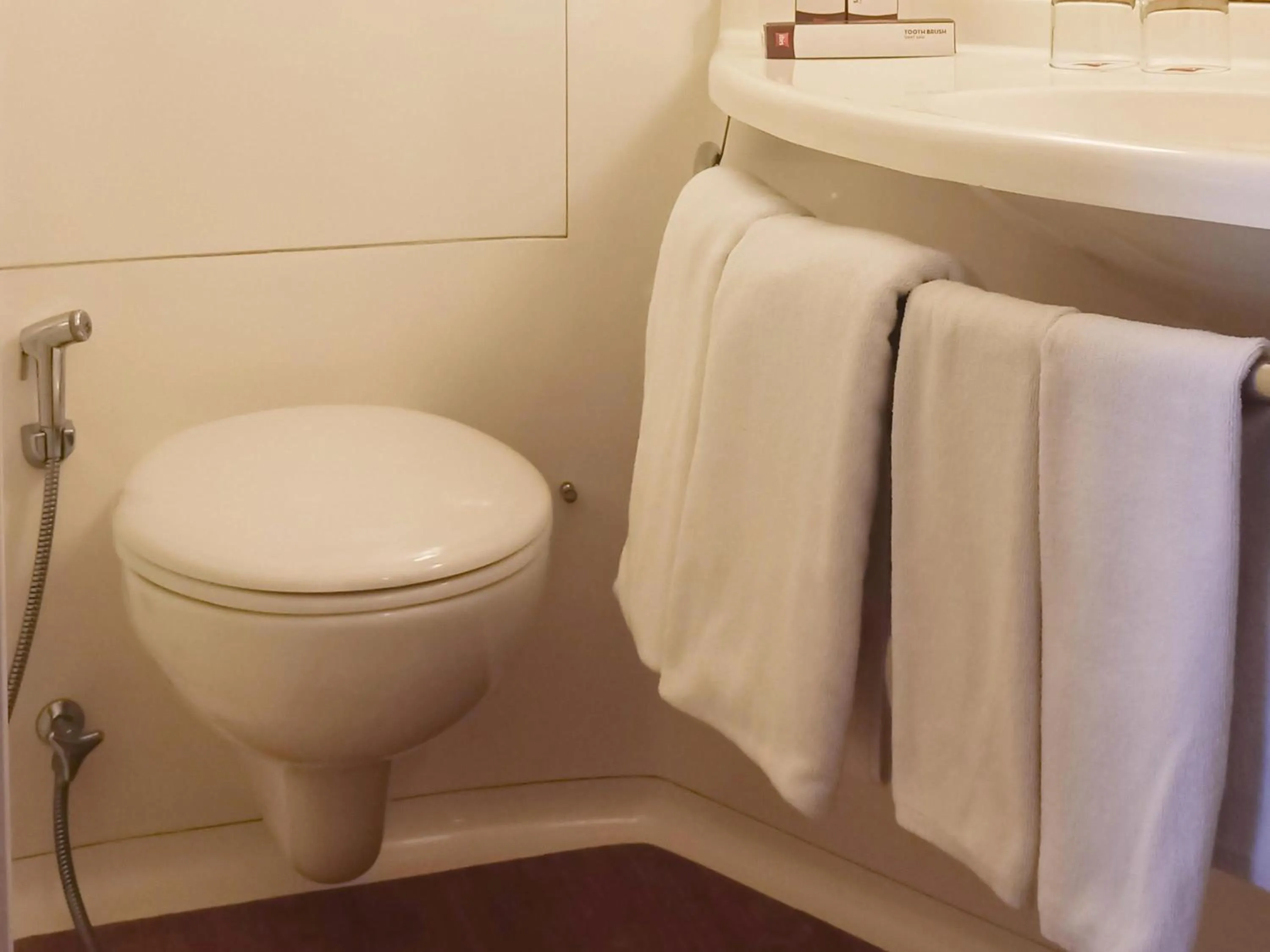 Bedroom in Ibis Padang