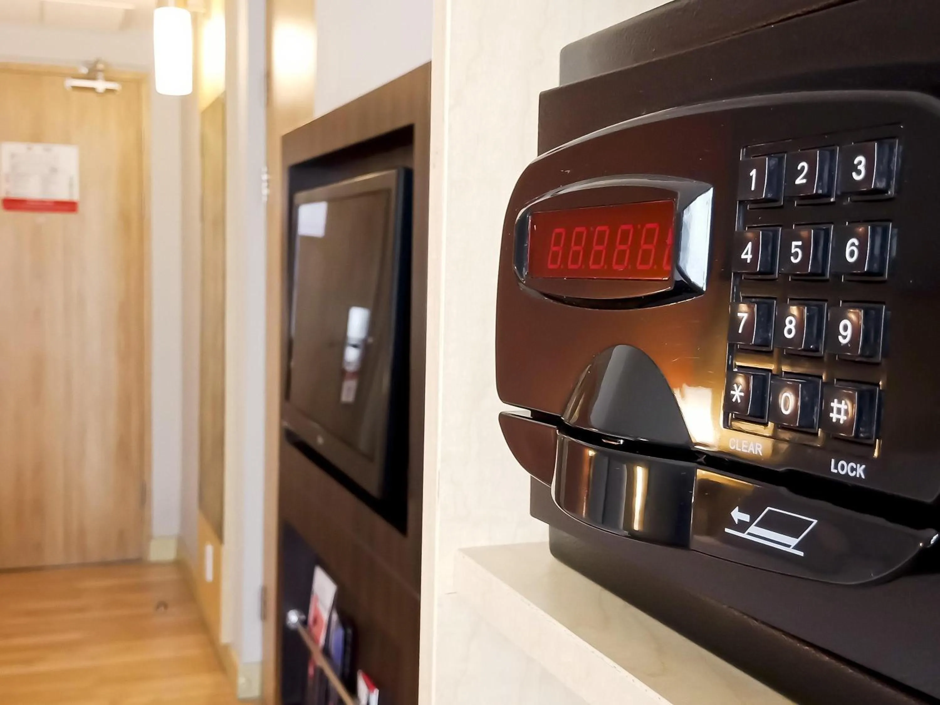 Bedroom in Ibis Padang