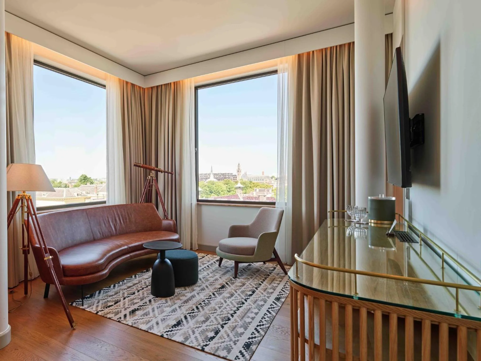 Bedroom in voco The Hague by IHG