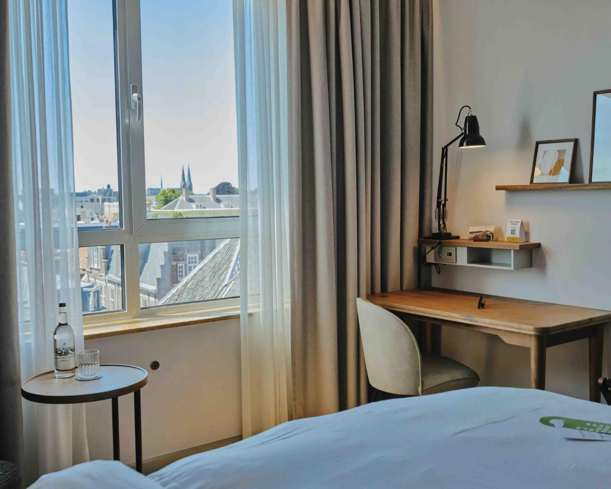 Photo of the whole room, Bed in voco The Hague by IHG