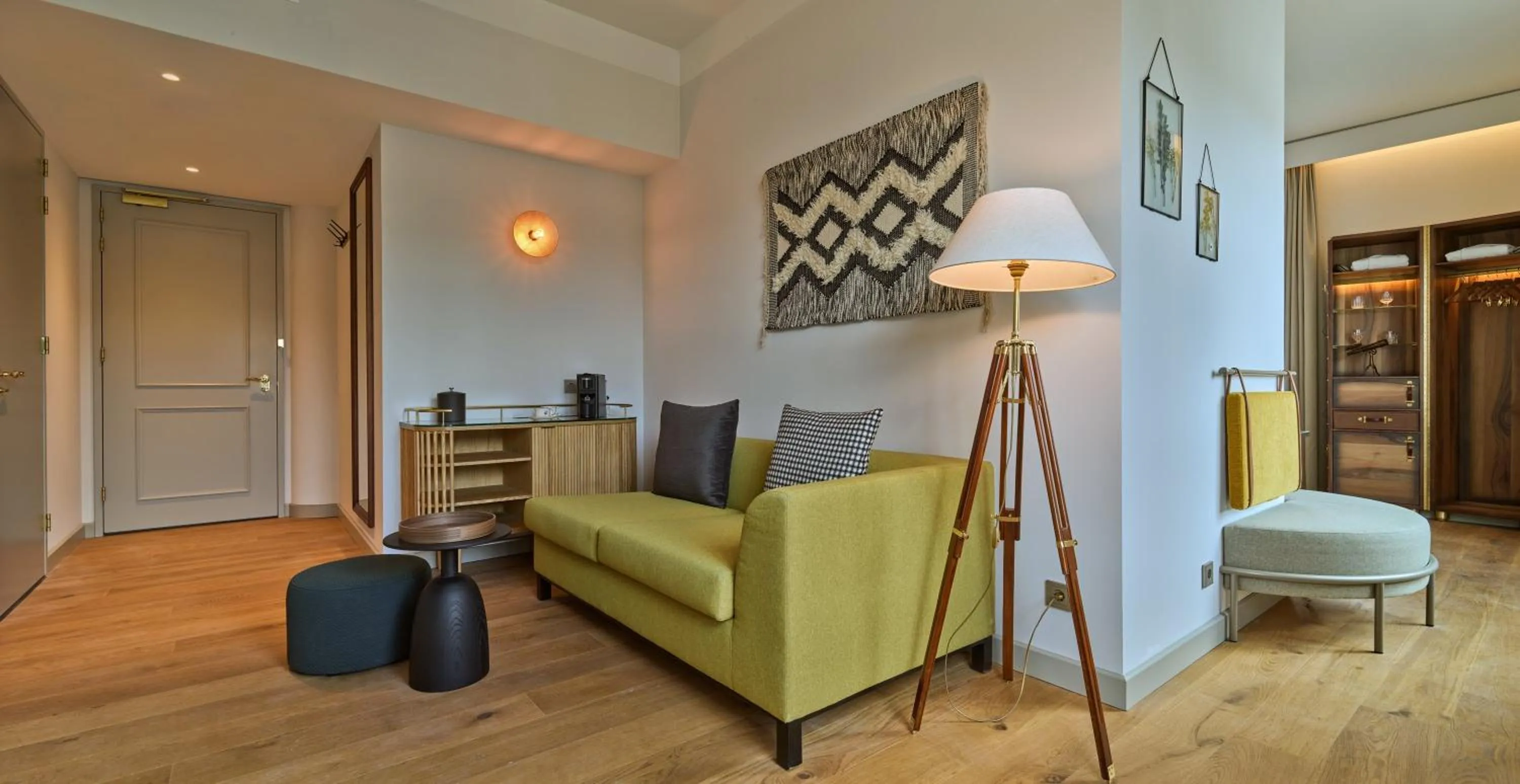 Bedroom in voco The Hague by IHG