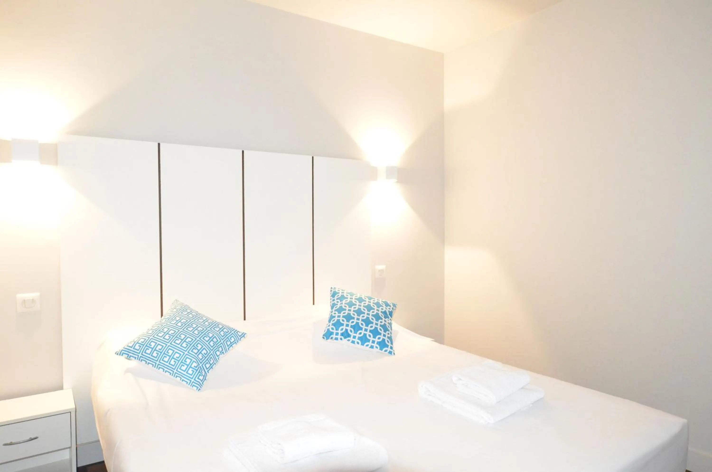 Bedroom, Bed in La Perle d'Eze - Aparthotel