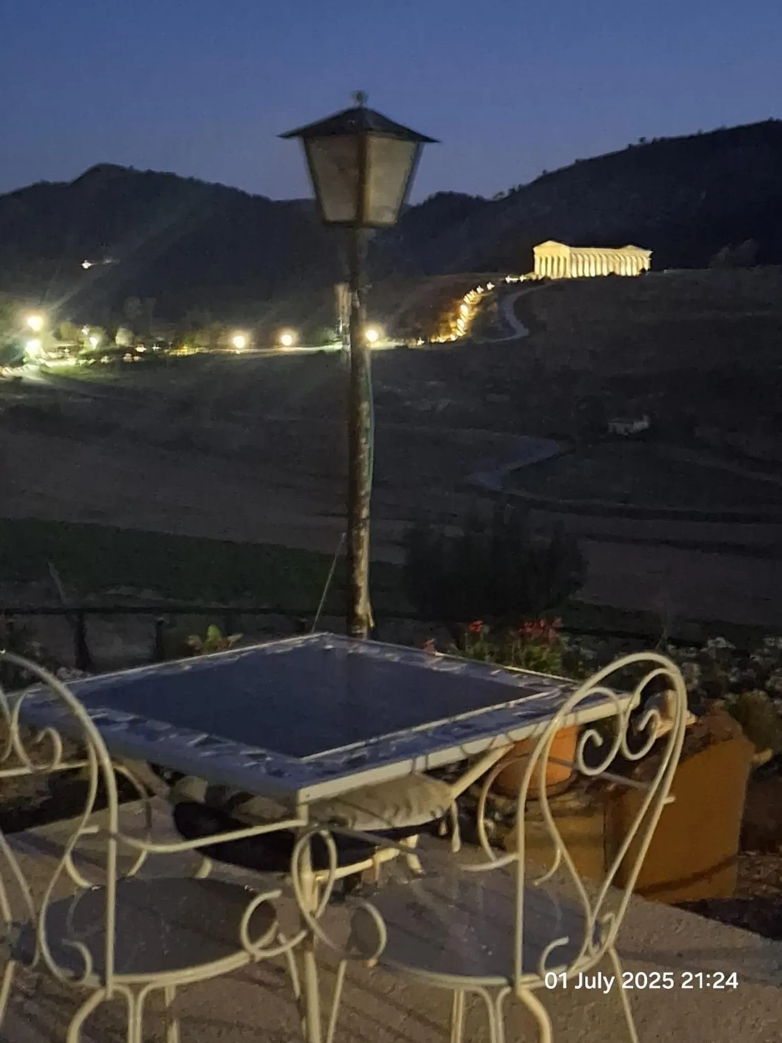 Night in Helimos B&B with Segesta Temple view near Castellammare del Golfo
