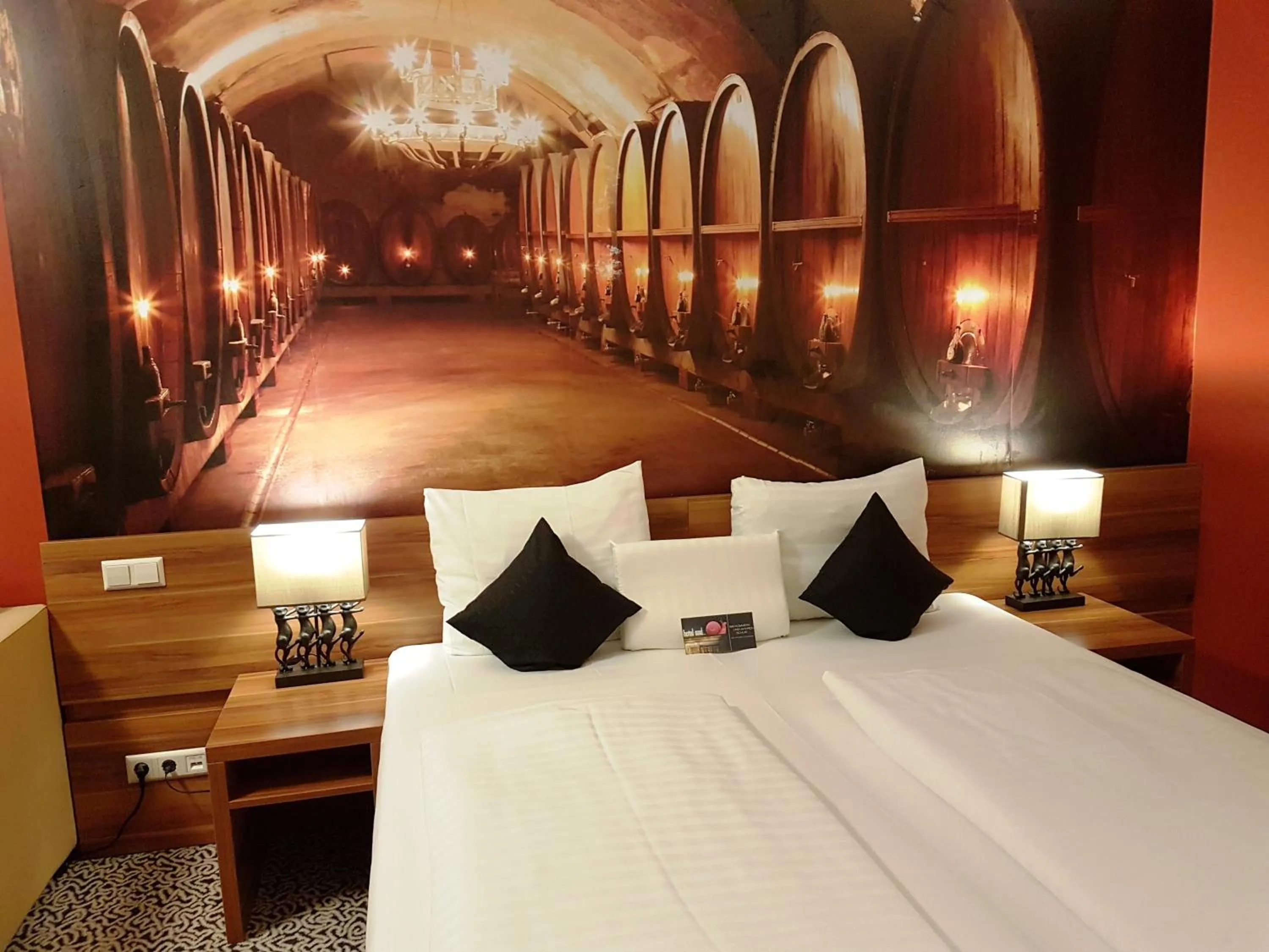 Photo of the whole room, Bed in Hotel Süd Graz