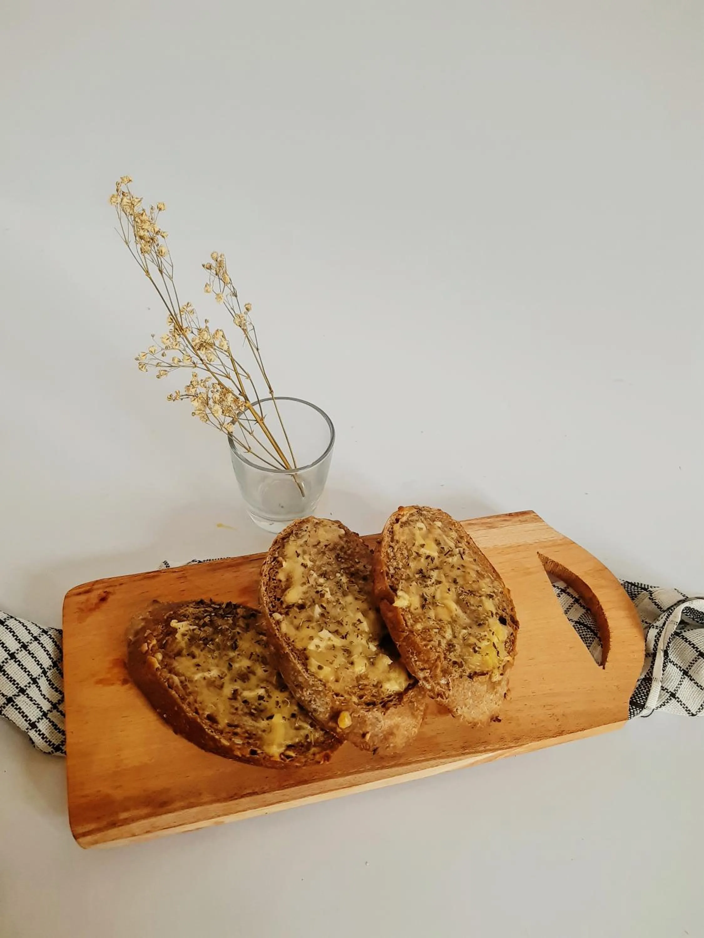 Food and drinks in KALINDA HOMEY