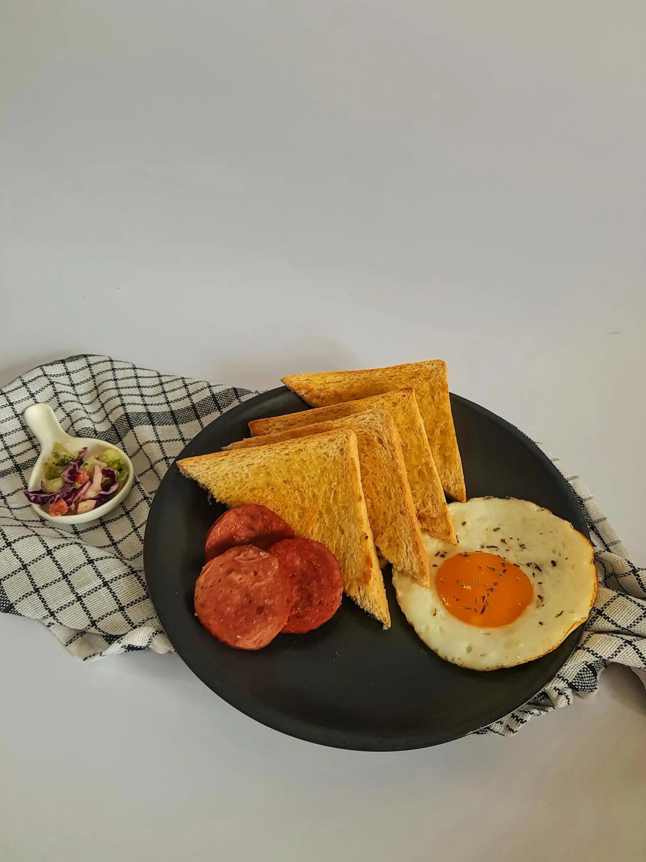 Breakfast in KALINDA HOMEY