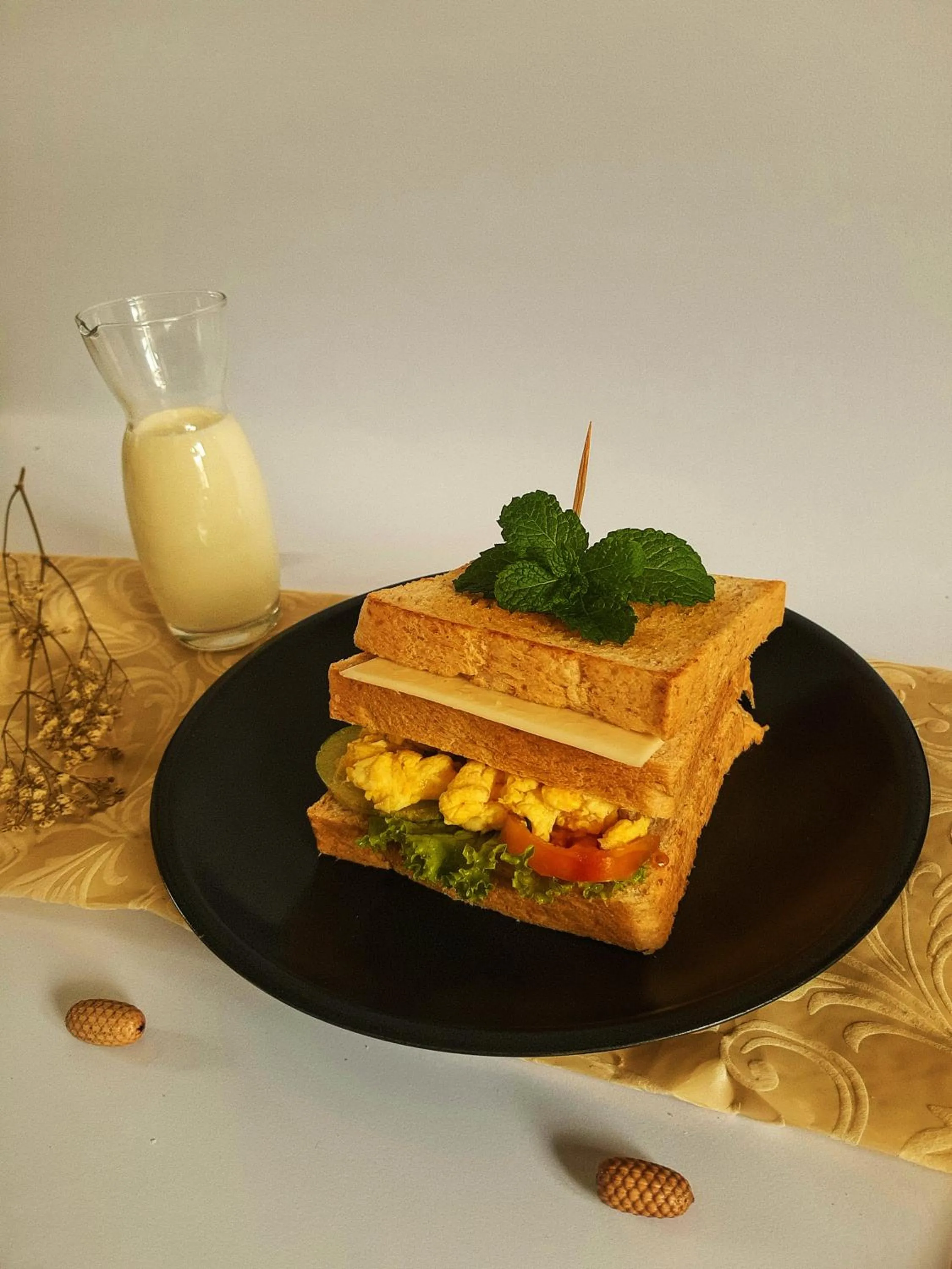 Breakfast in KALINDA HOMEY