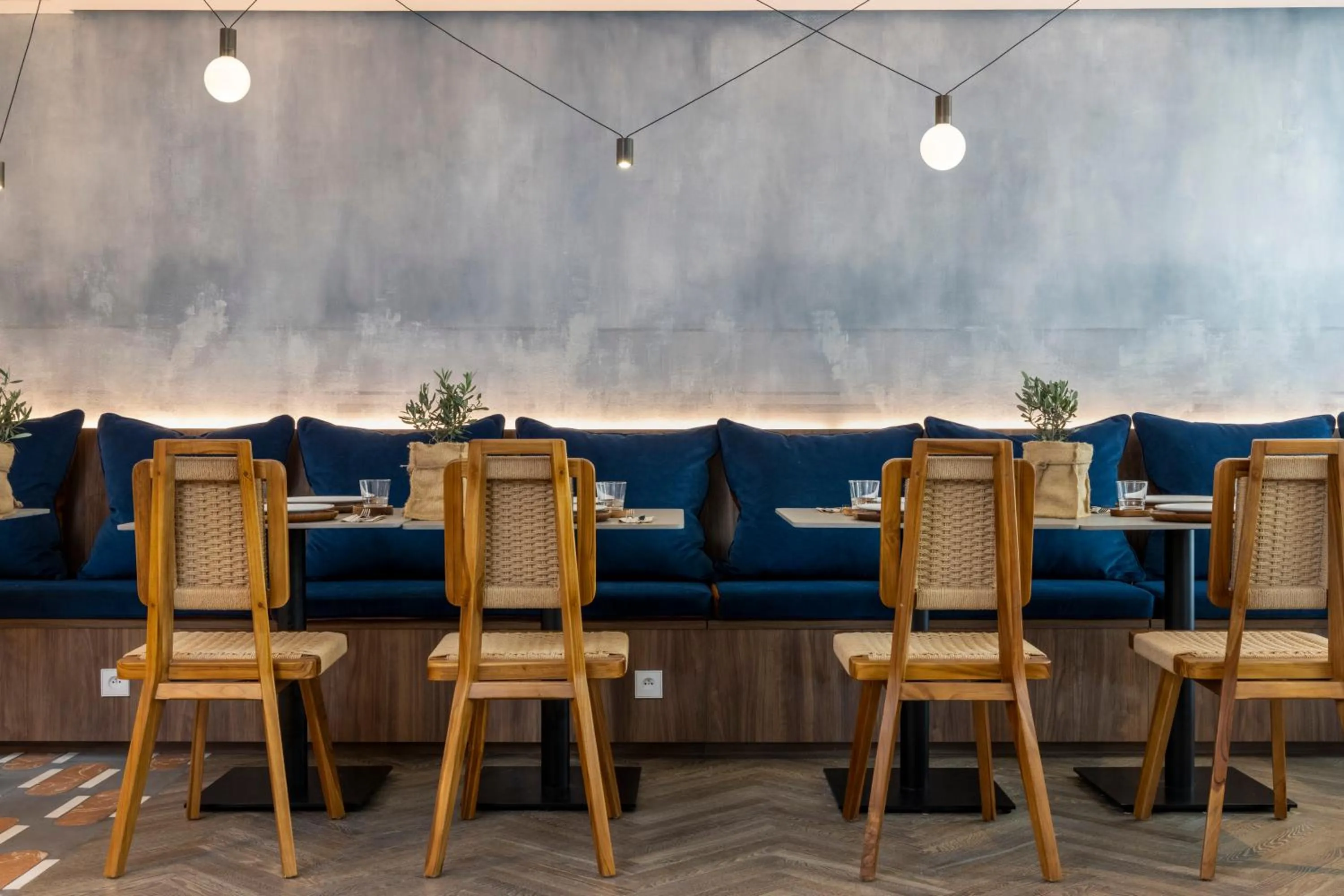 Breakfast in Ikonik Jean Médecin