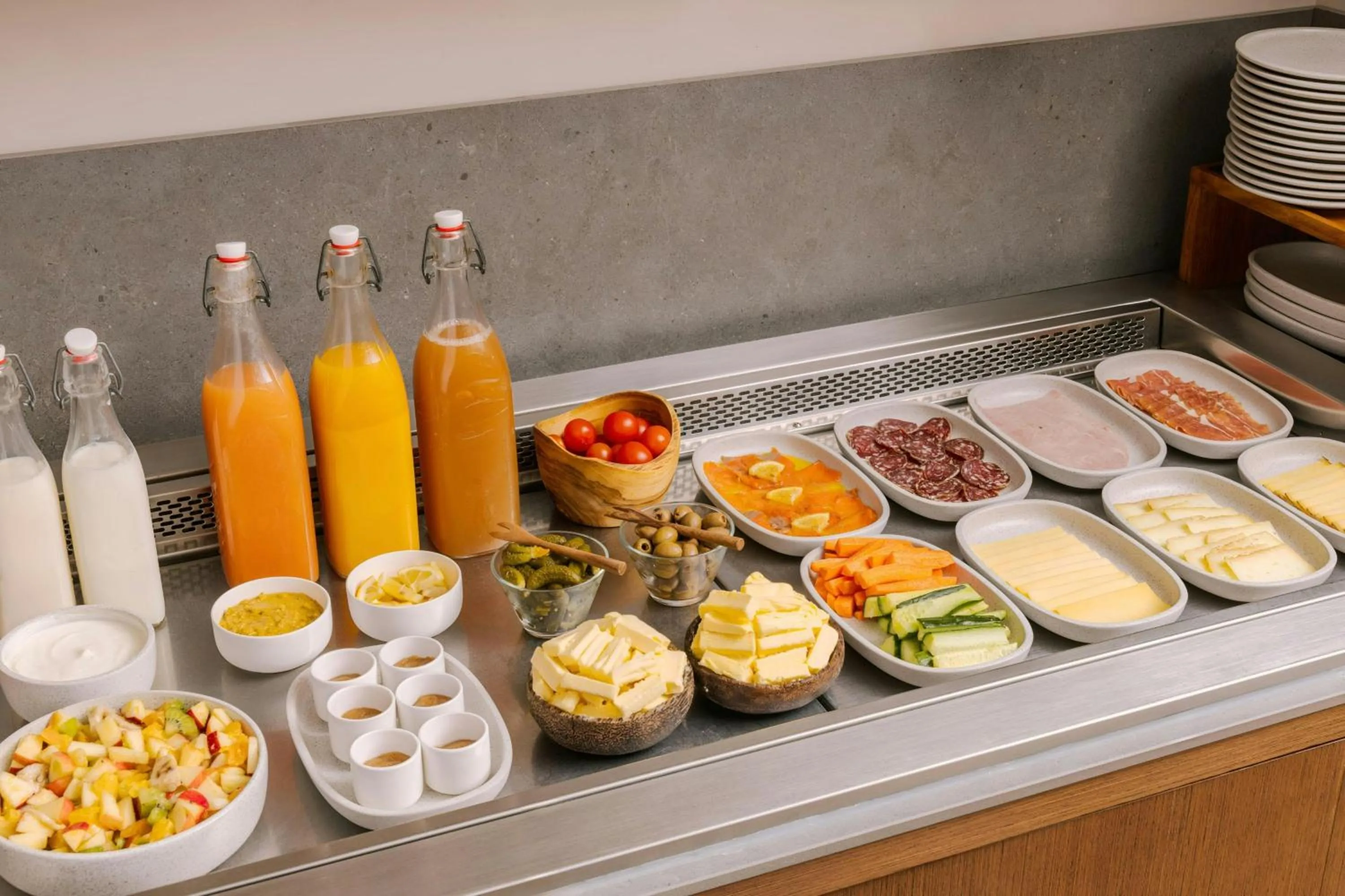 Breakfast in Yelo Jean Médecin Hotel, Sonder by Marriott Bonvoy
