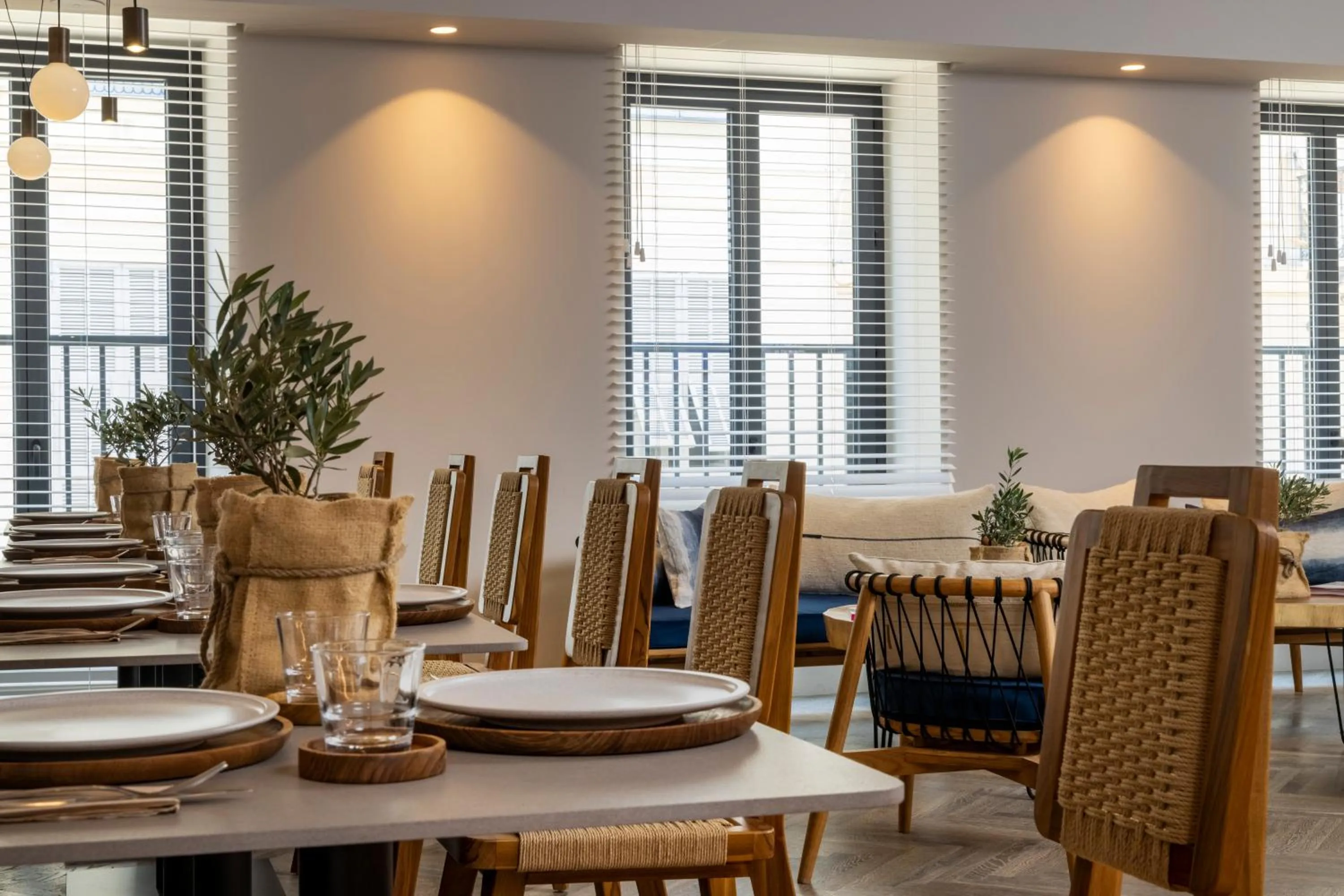 Breakfast in Ikonik Jean Médecin