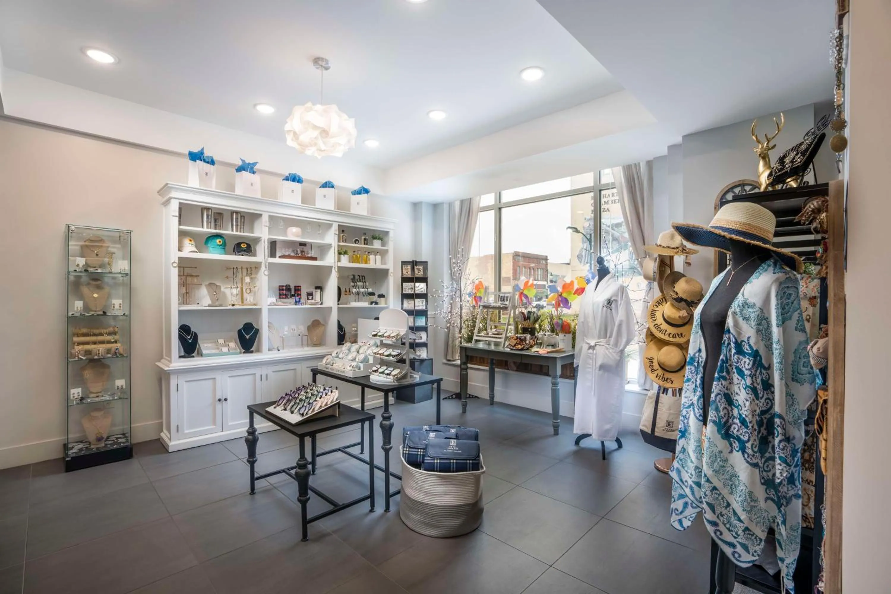 On-site shops in Hotel Elkhart, Tapestry Collection By Hilton