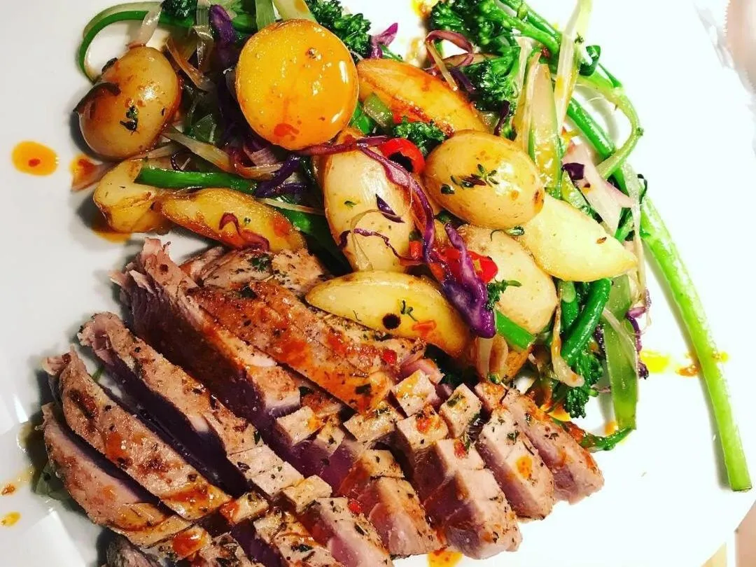 Dining area in The WatersEdge, Canal Cottages