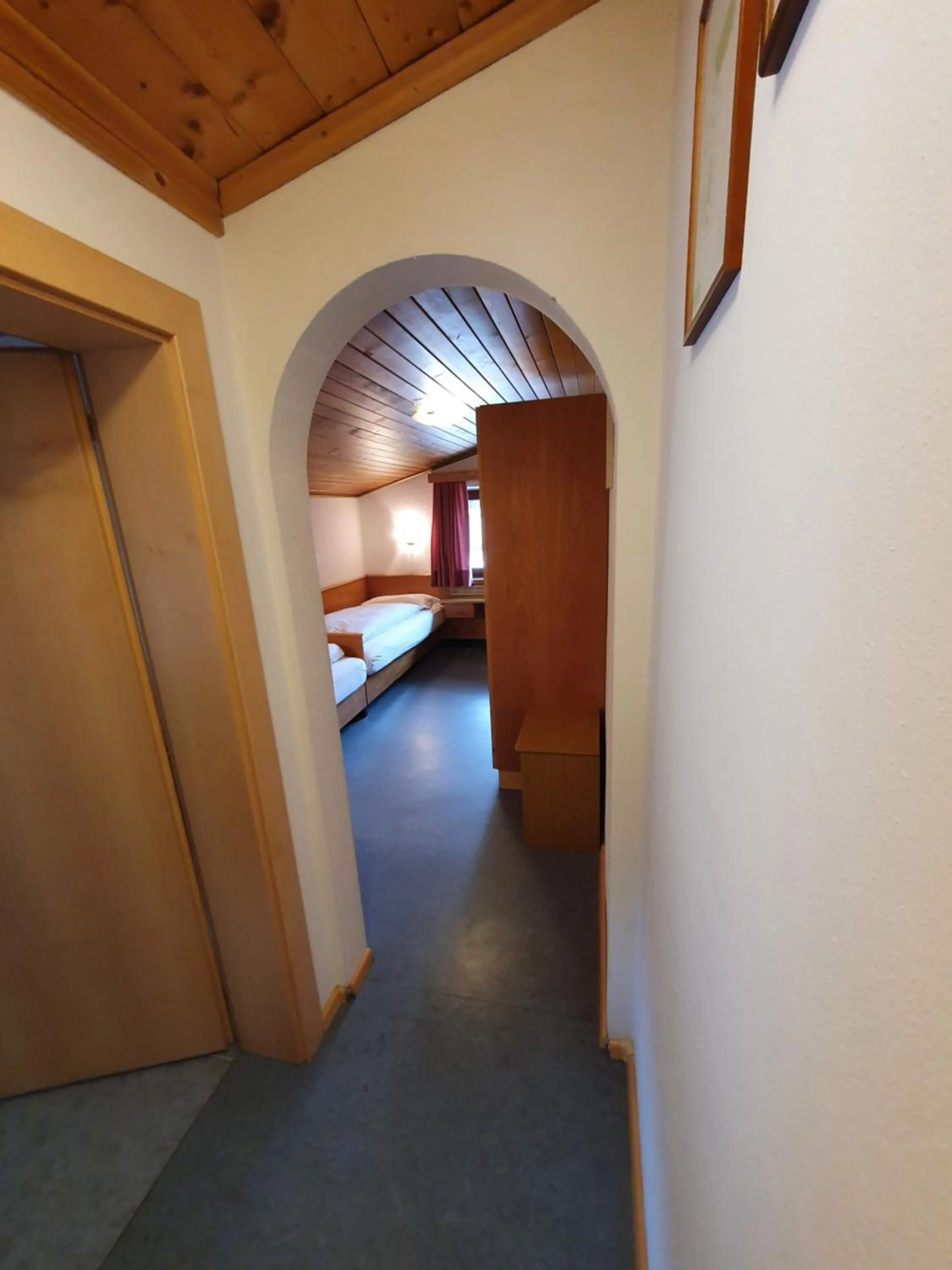 ALBERGO BAR RISTORANTE DOLOMIA