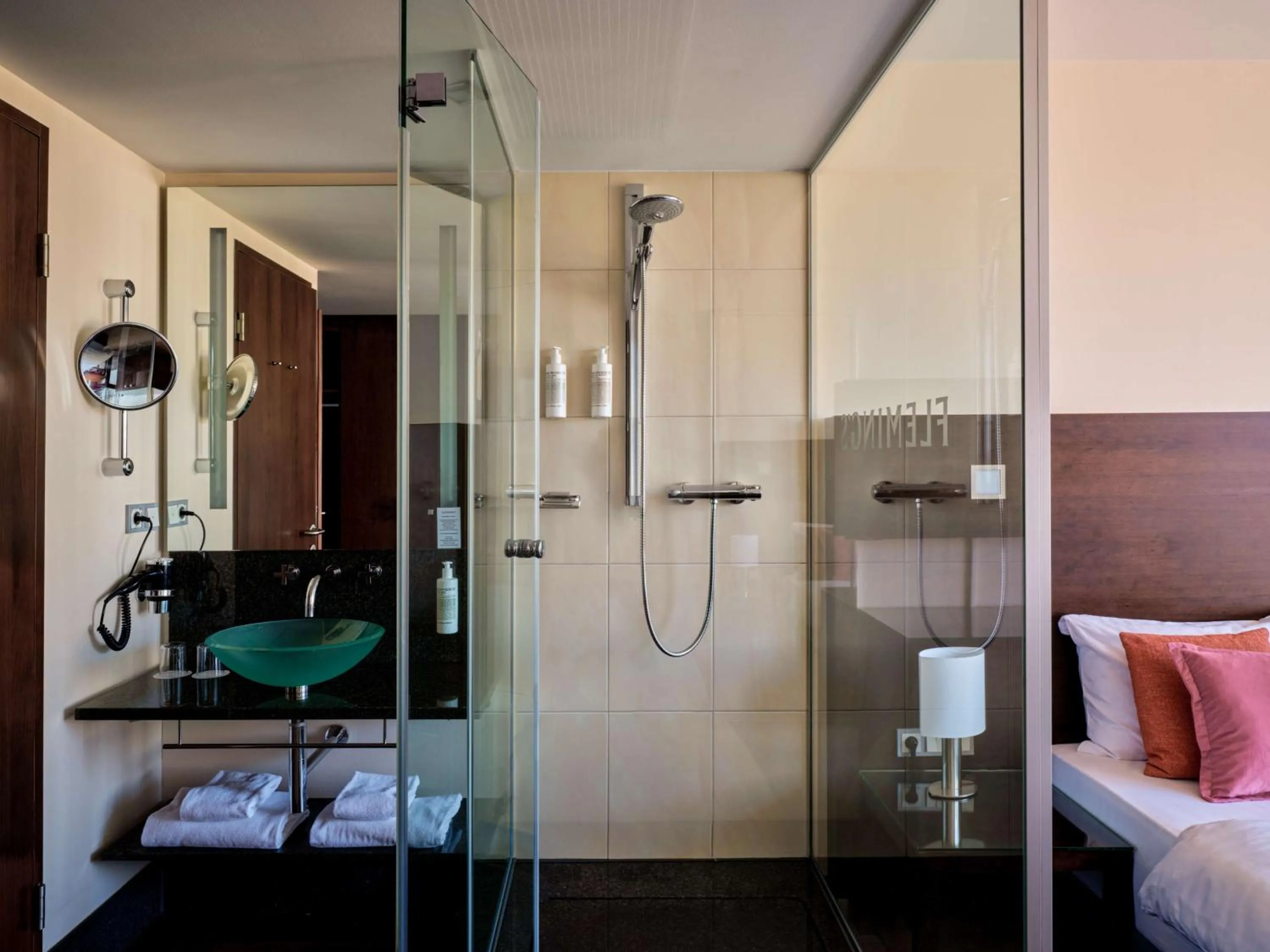 Bathroom in Flemings Hotel Wien-Stadthalle