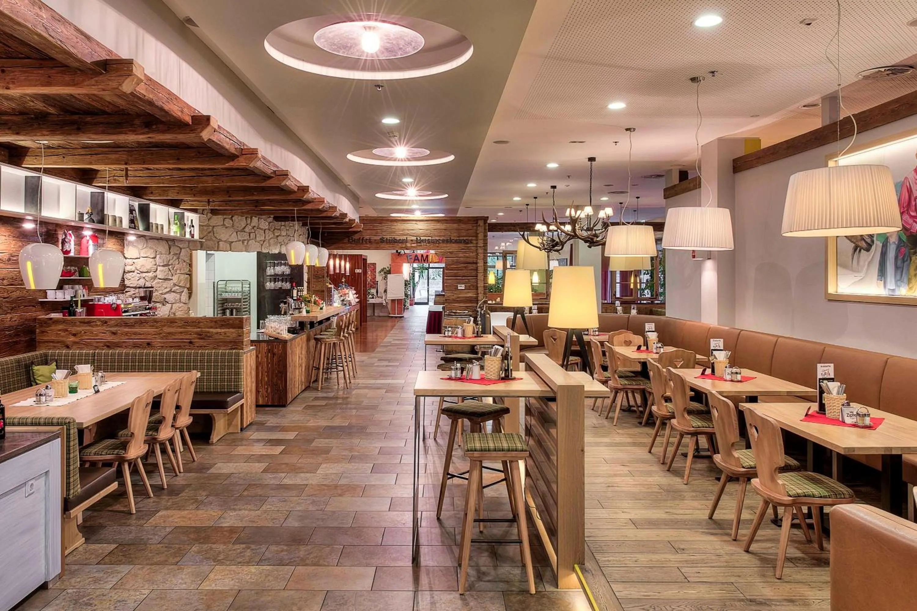 Restaurant/places to eat in Best Western Hotel am Walserberg