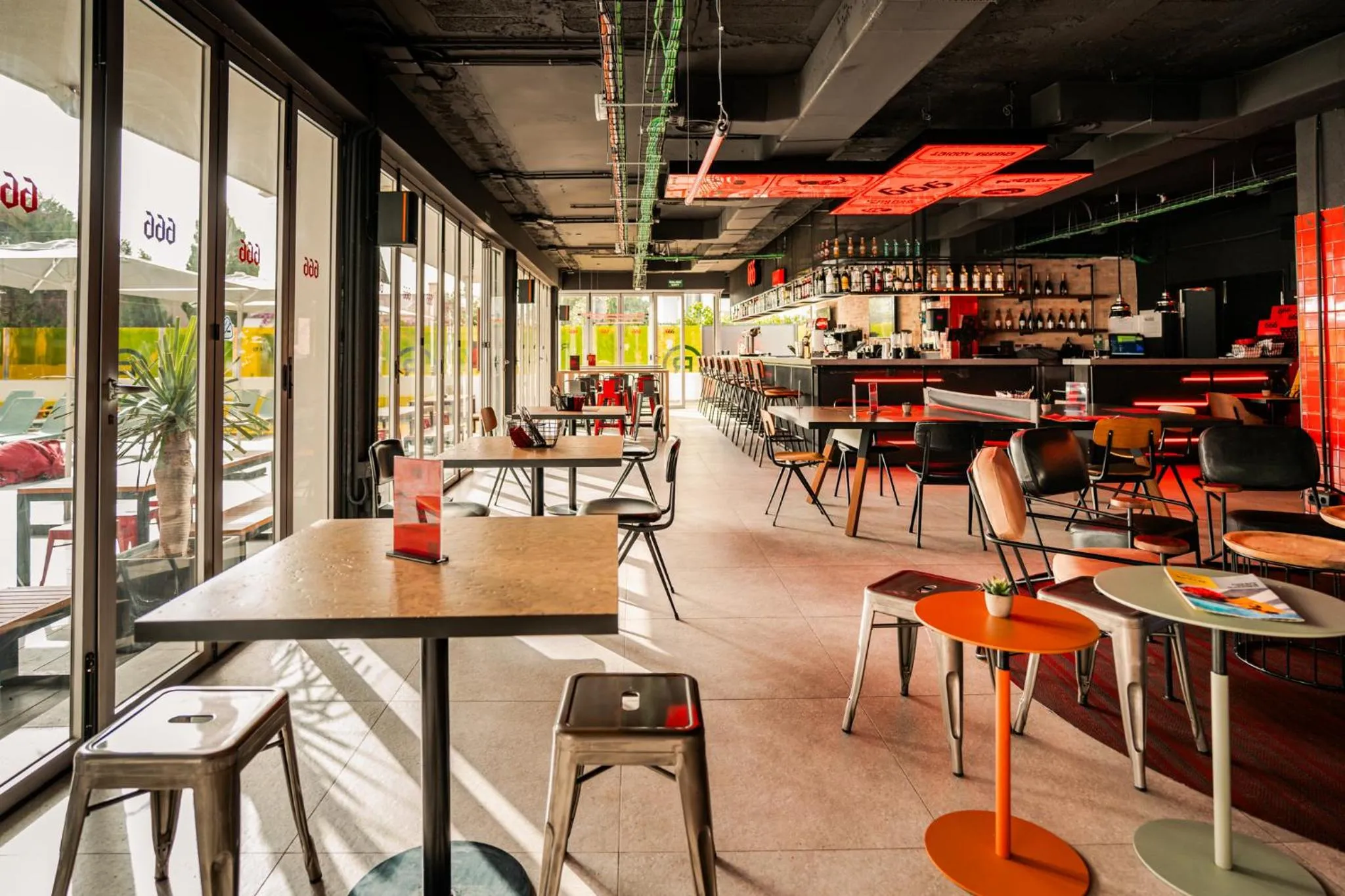 Restaurant/places to eat in Ryans Ibiza Apartments - Only Adults